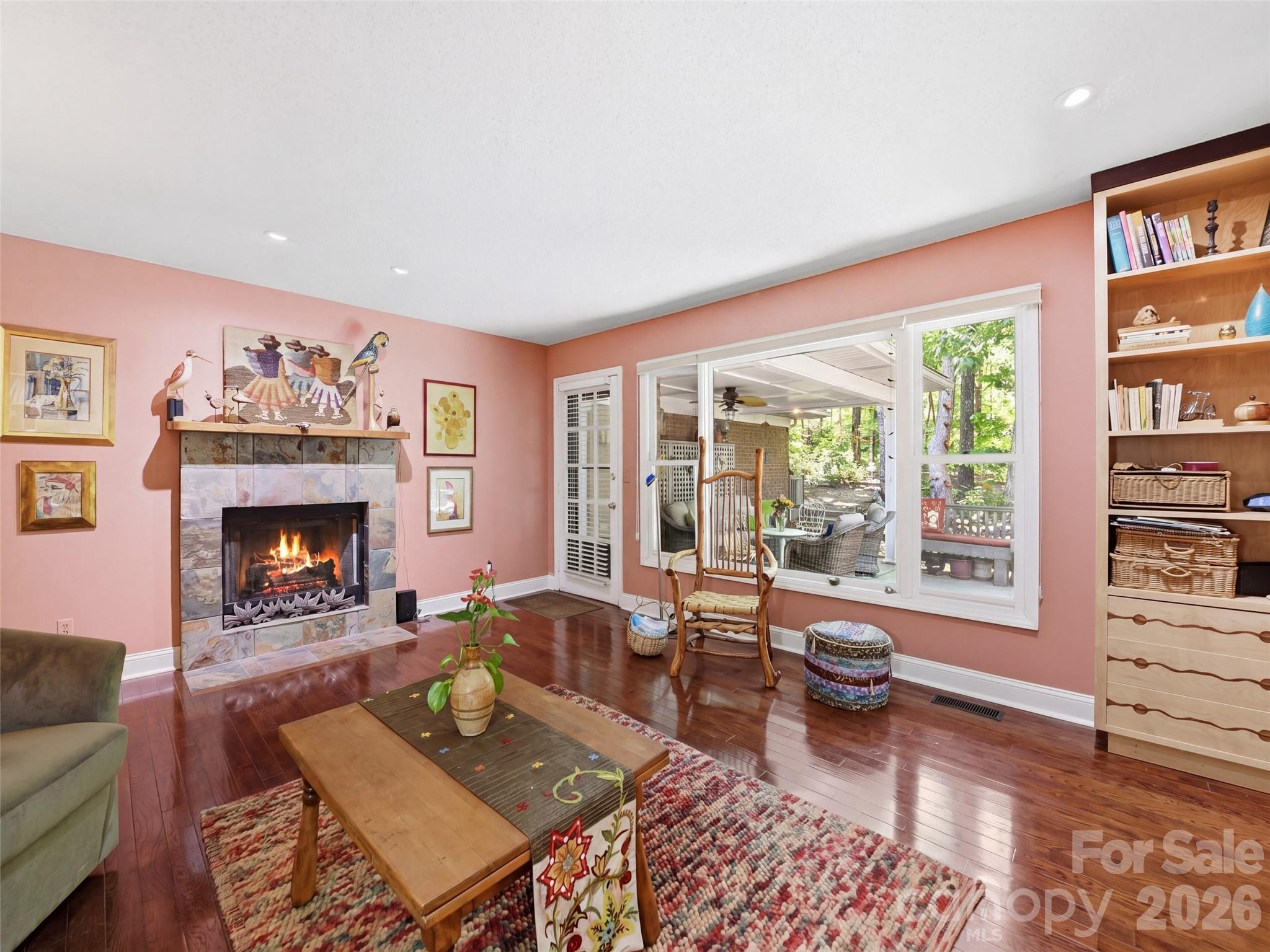 Sunny Ridge - Residential