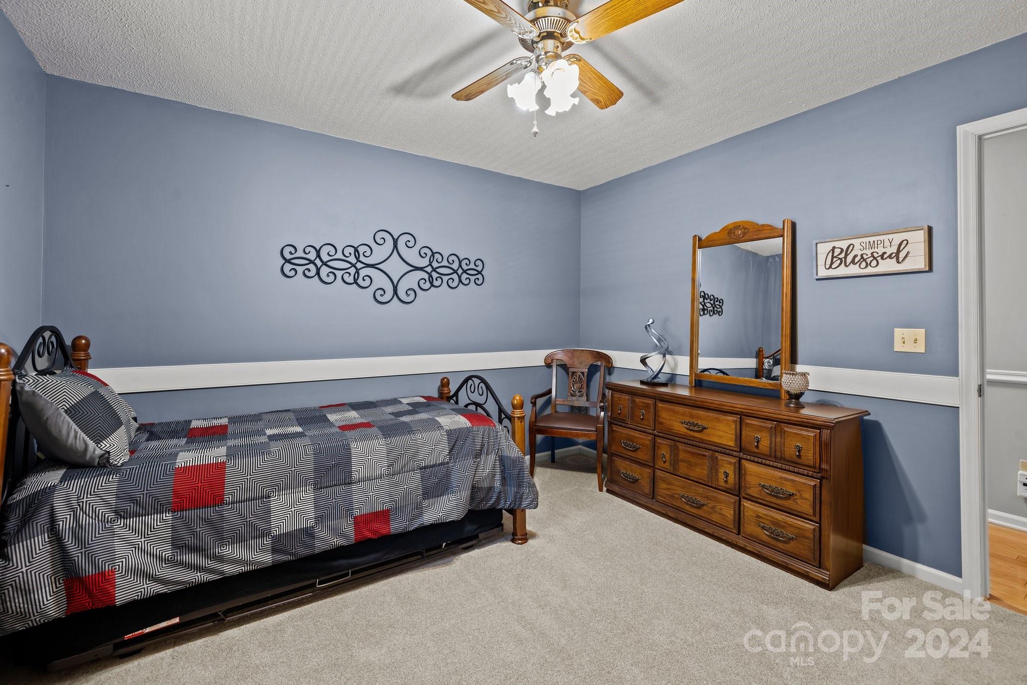 Hickory Ridge - Residential