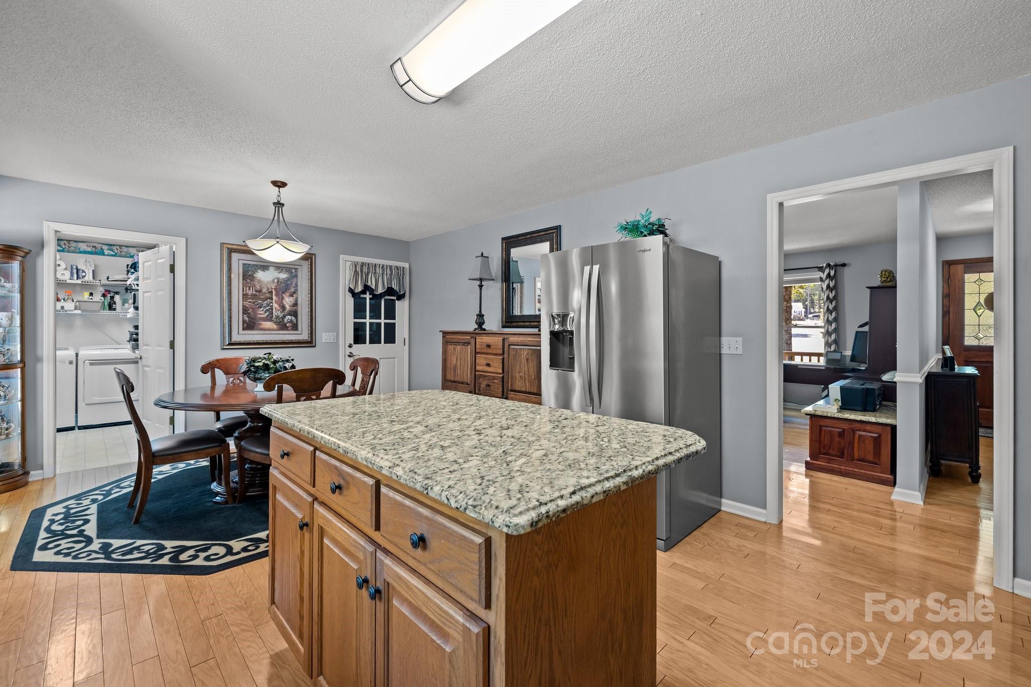 Hickory Ridge - Residential