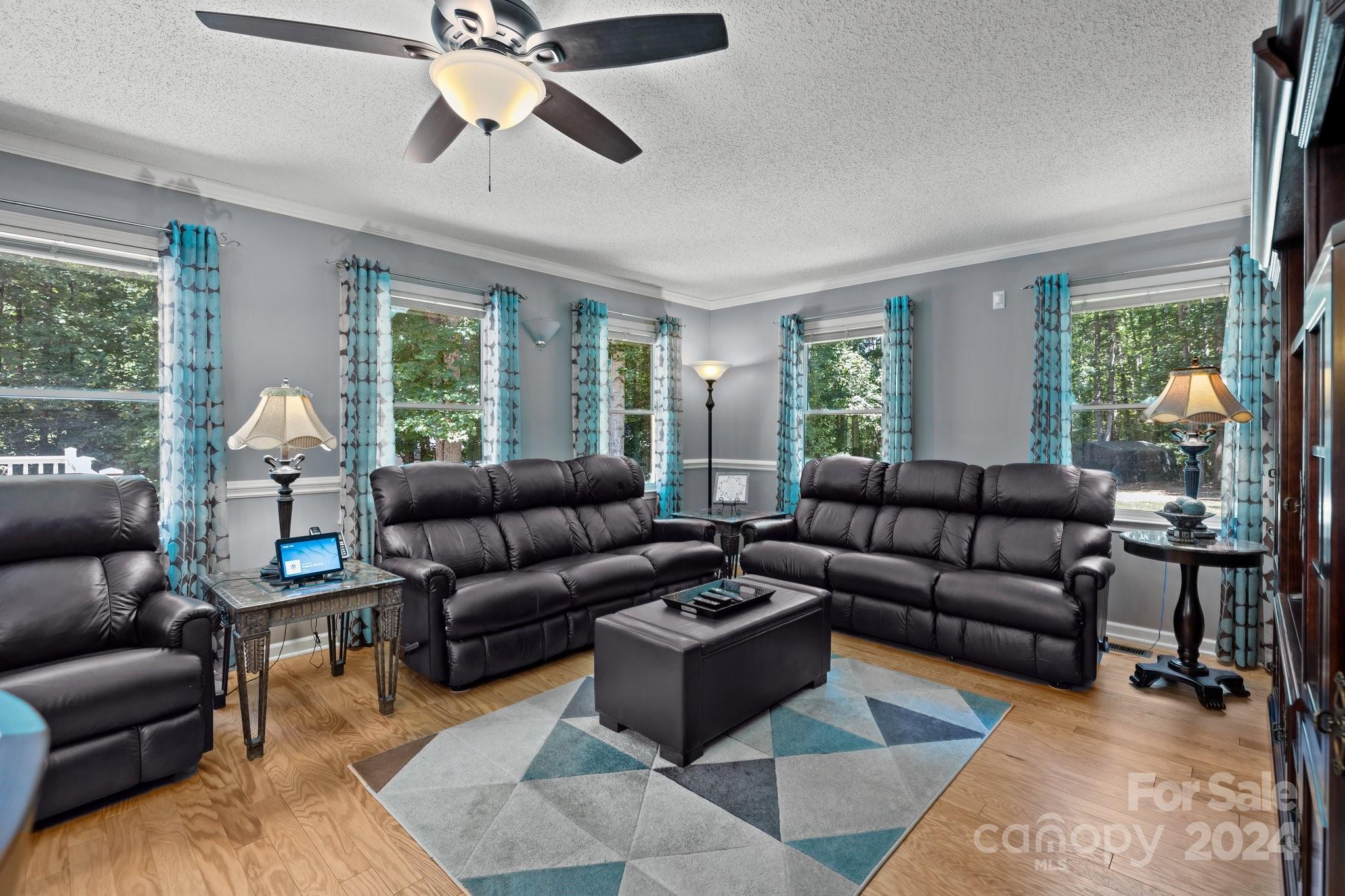 Hickory Ridge - Residential
