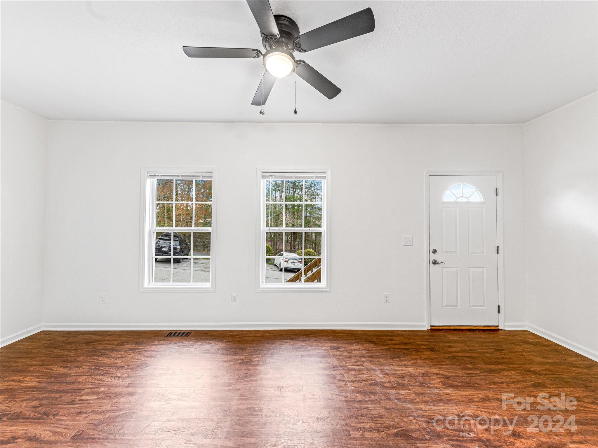 King's Court - Residential