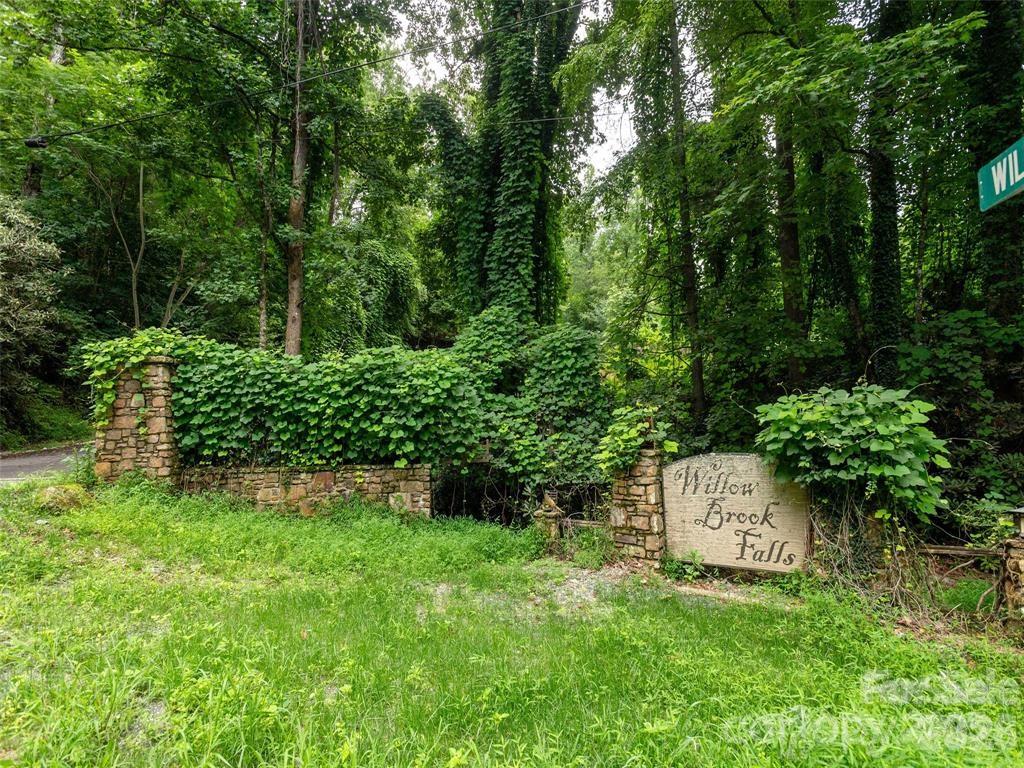 Willow Brook Falls - Land