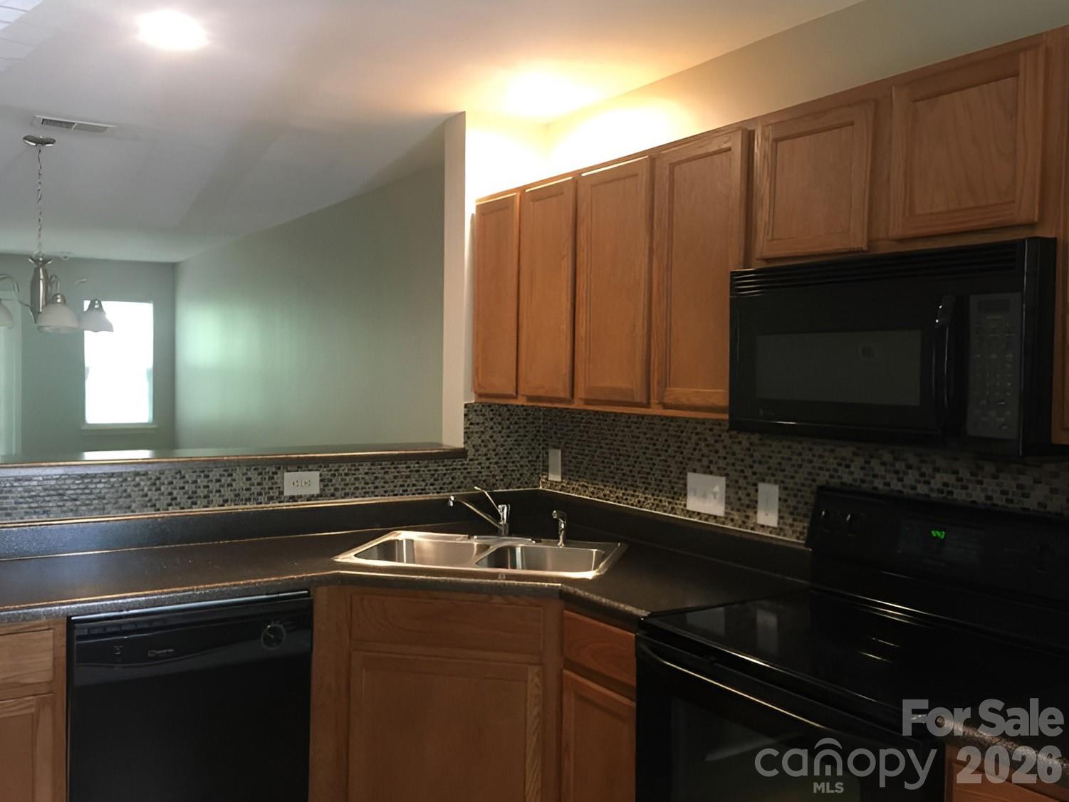 The Townes at Old Stone Crossing - Residential