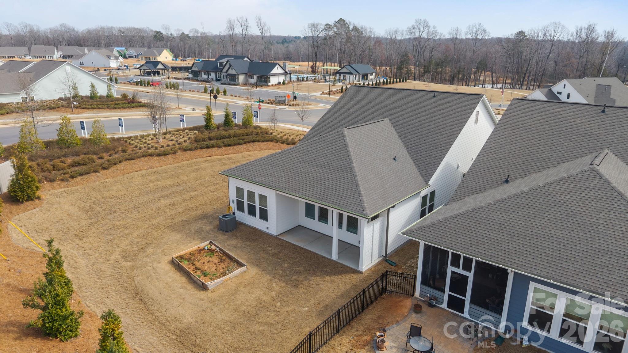 Encore At Streamside - Residential