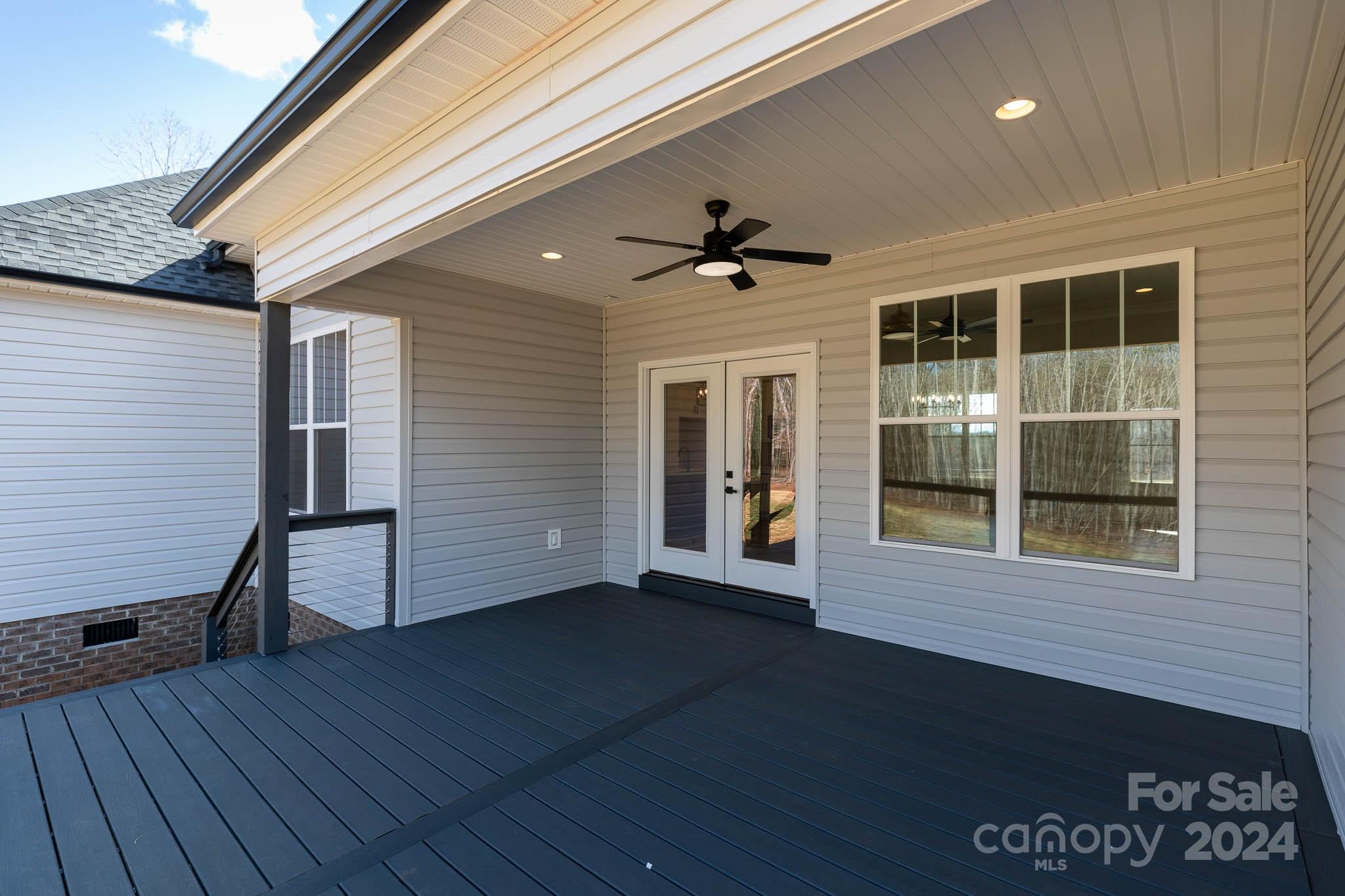 Sanders Landing - Residential