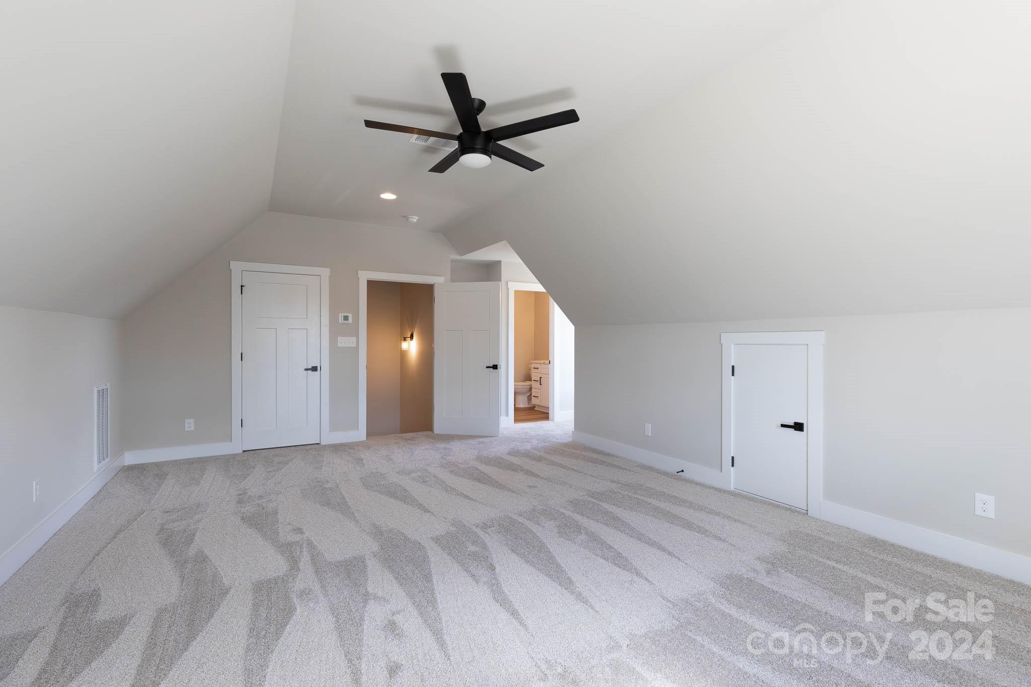 Sanders Landing - Residential