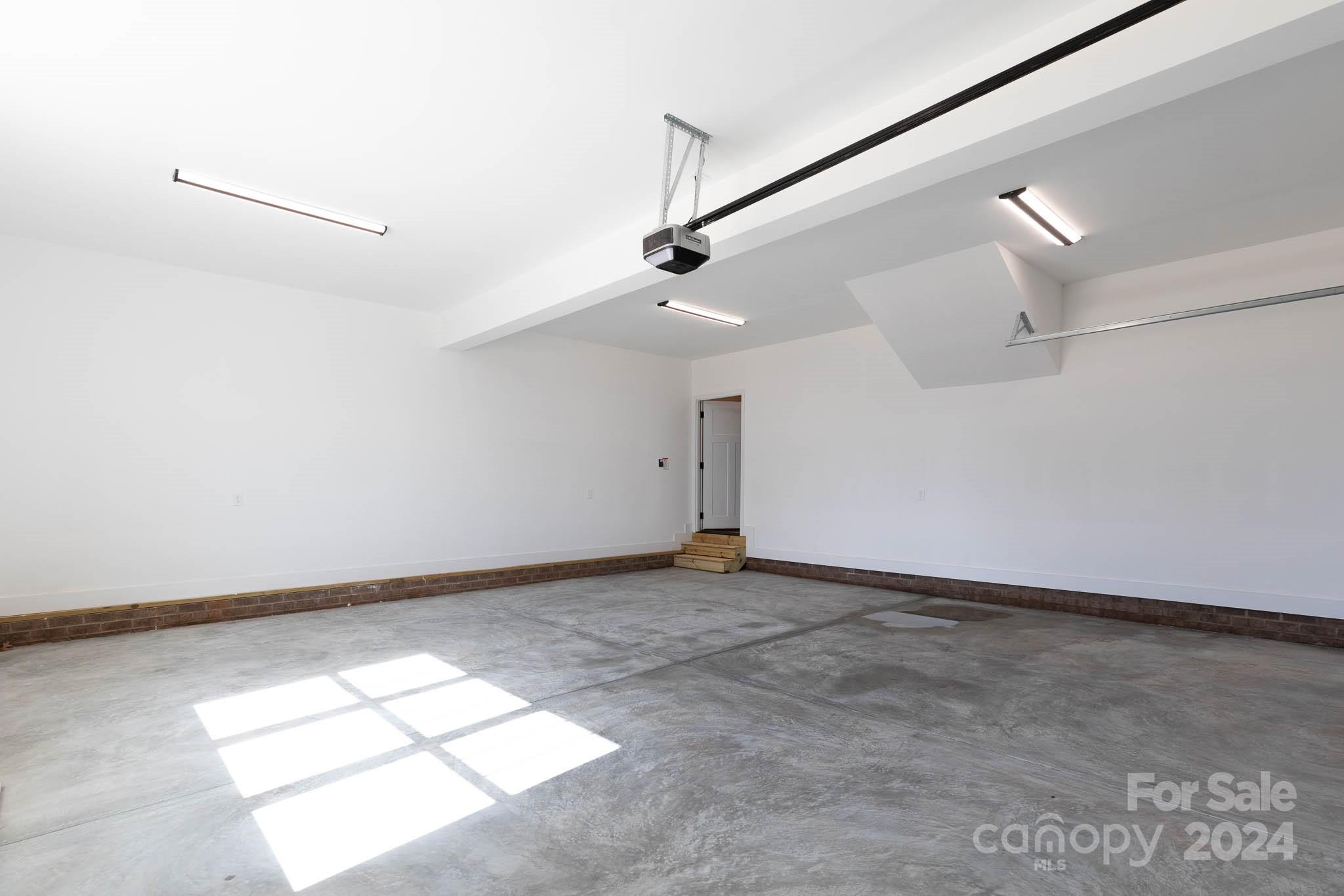 Sanders Landing - Residential