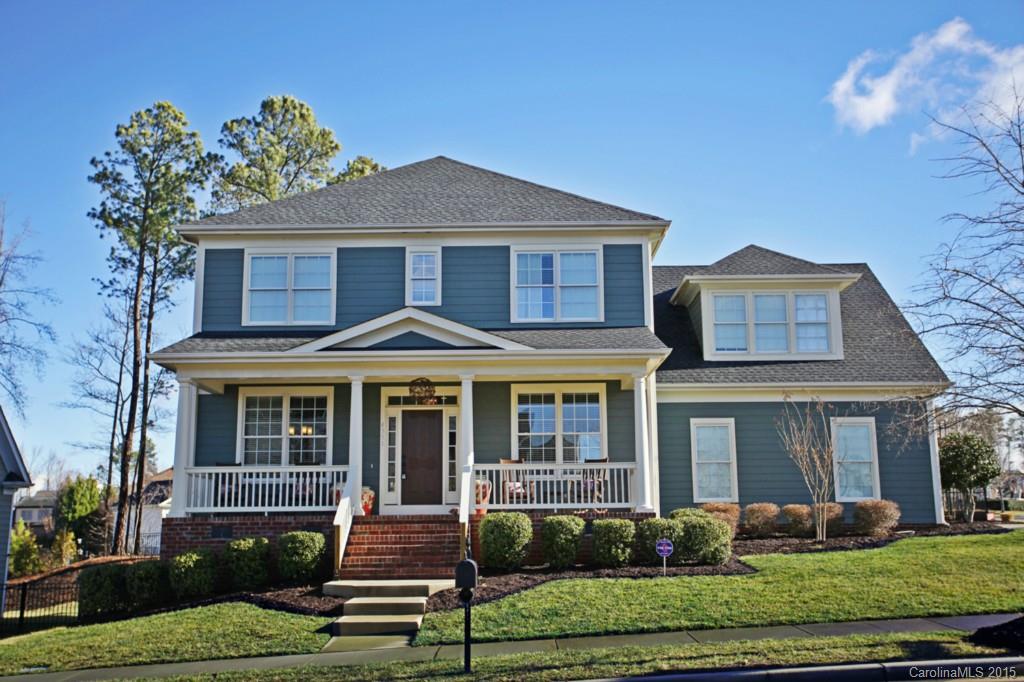 Incredible Home with fabulous living space! This open floorplan is functional and leaves room for a lot of flexible space. The Garrett B is a popular floorplan but no other looks like this. 4 Bedrooms and 4 bathrooms PLUS a Bonus Room. Home sits beautifully on a corner lot. Steps away from the community pool and Village Hall.