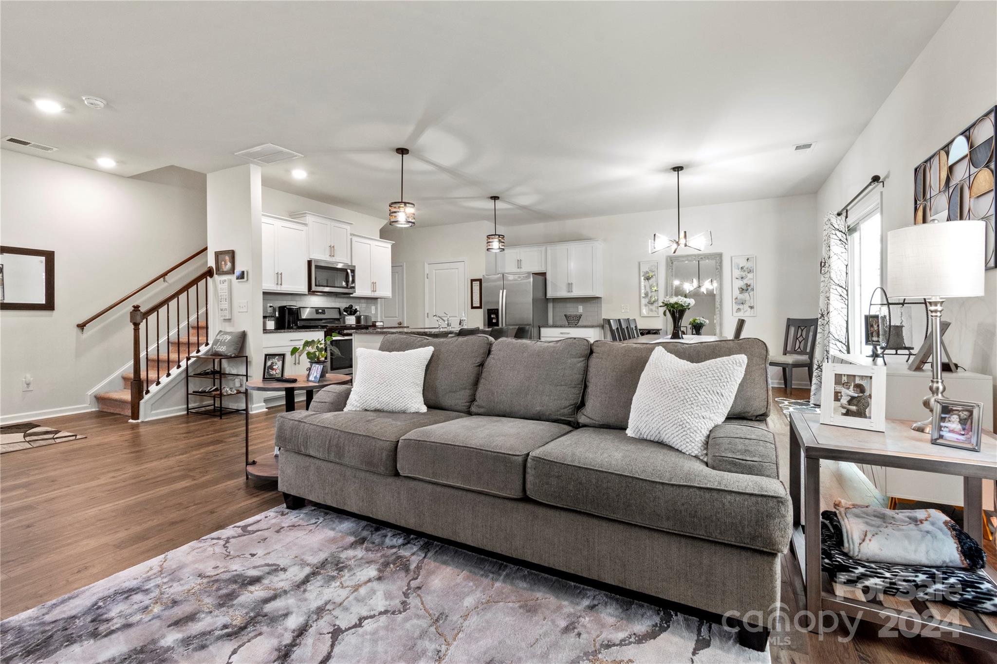 Chase View - Residential