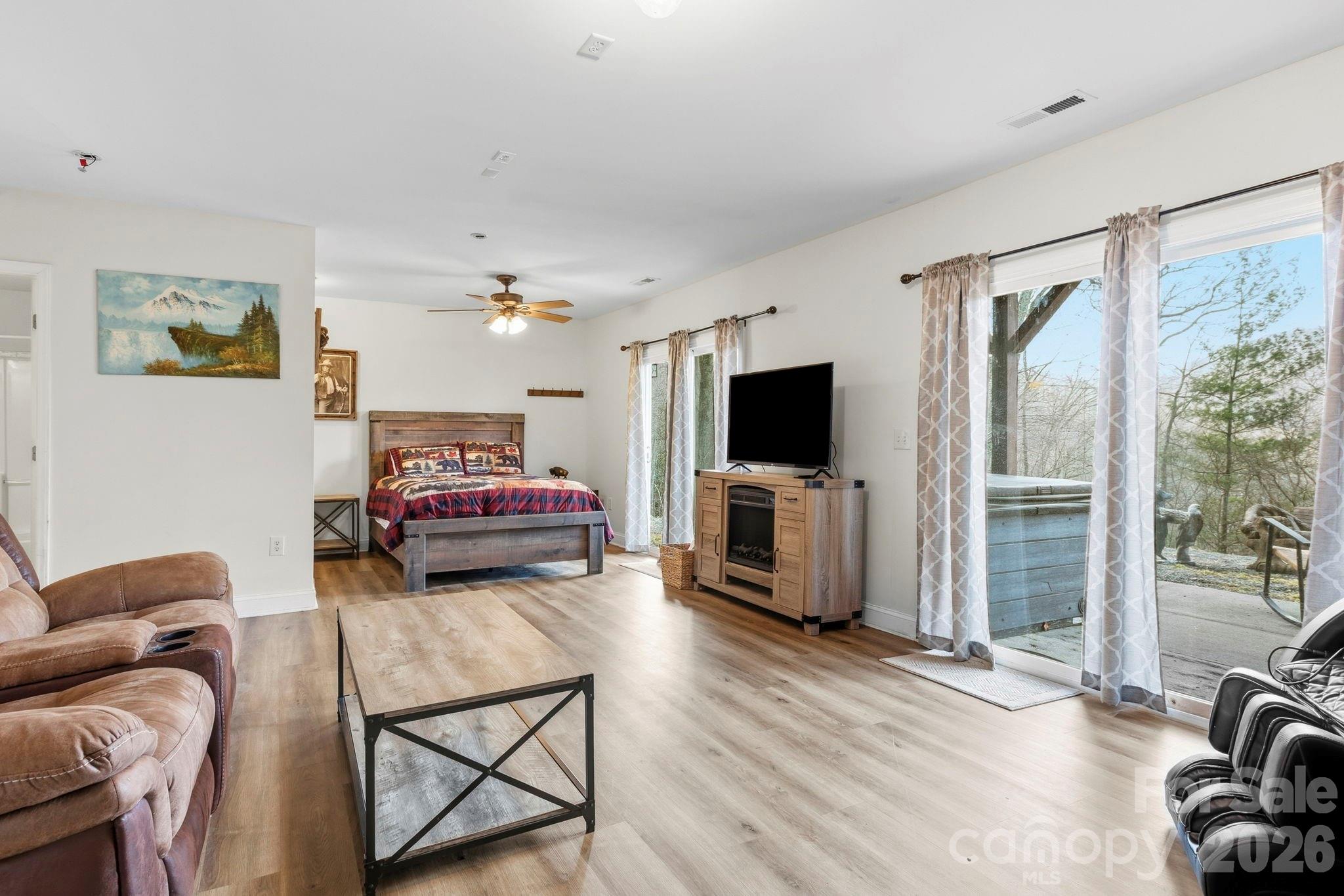 Laurel Acres - Residential