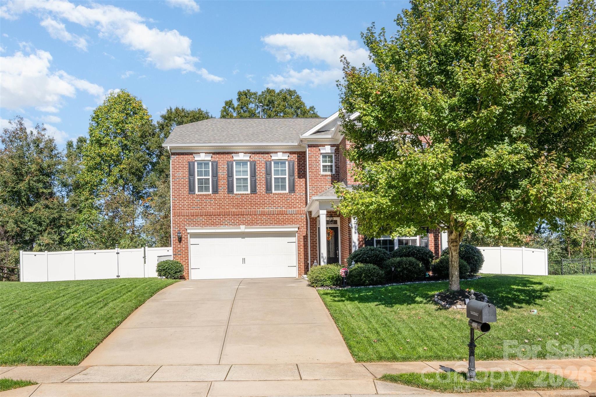 Stoneridge Lakes - Residential