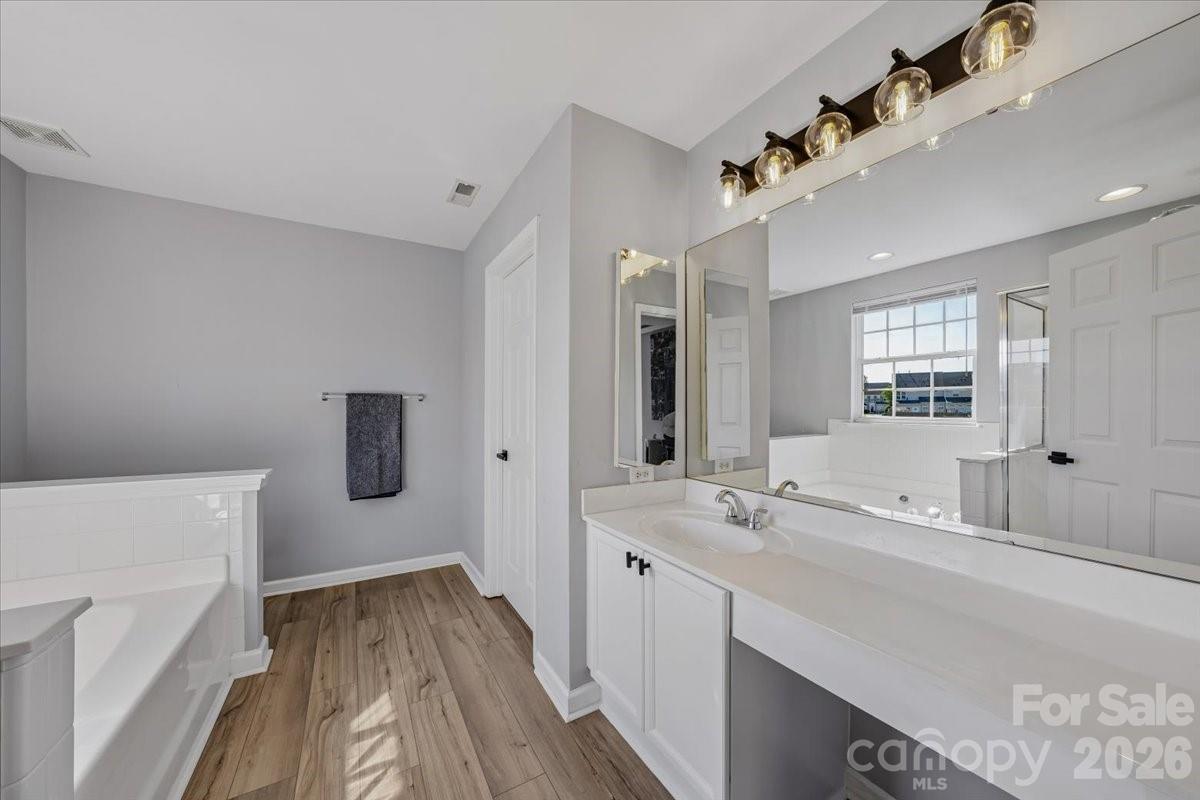 Holly Park - Residential