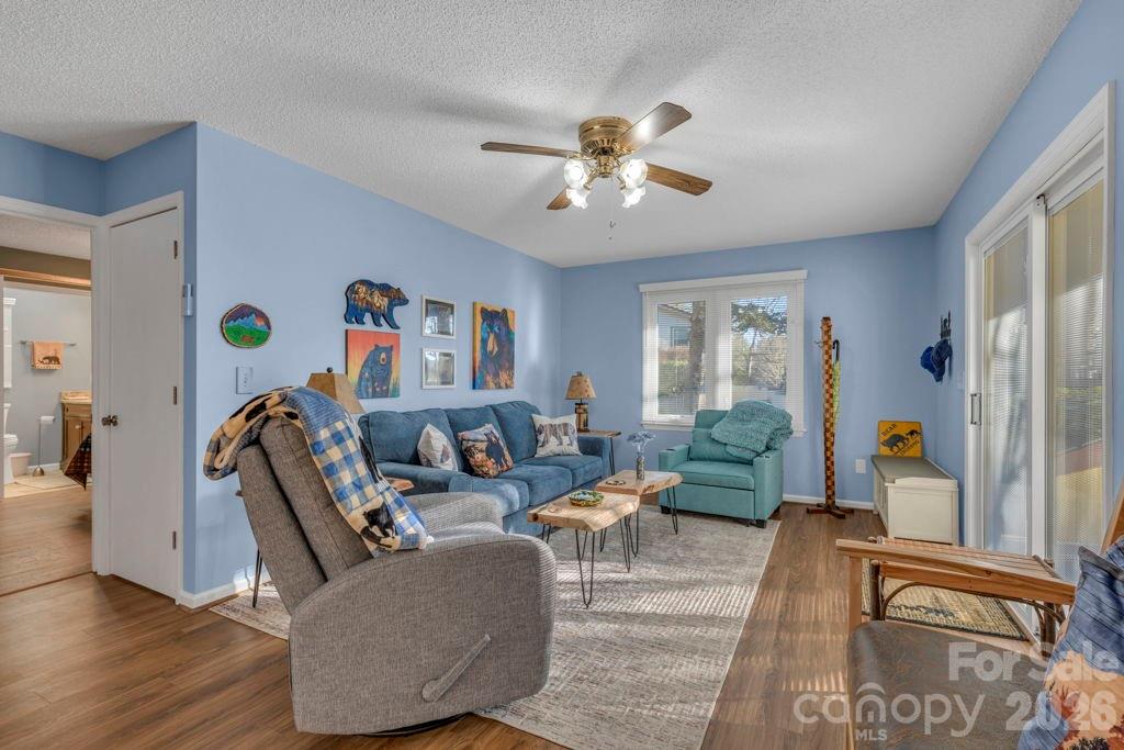 Linville Land Harbor - Residential