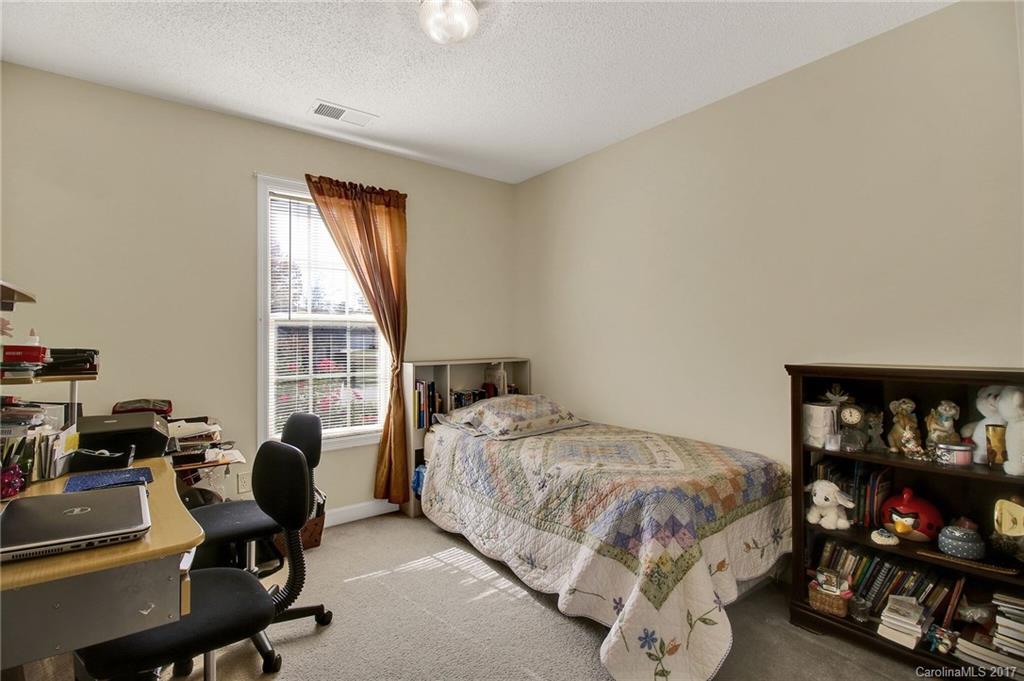 Longview Oaks - Residential
