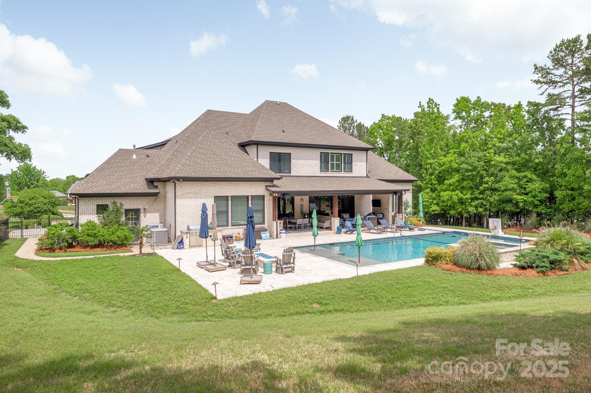 Firethorne - Residential