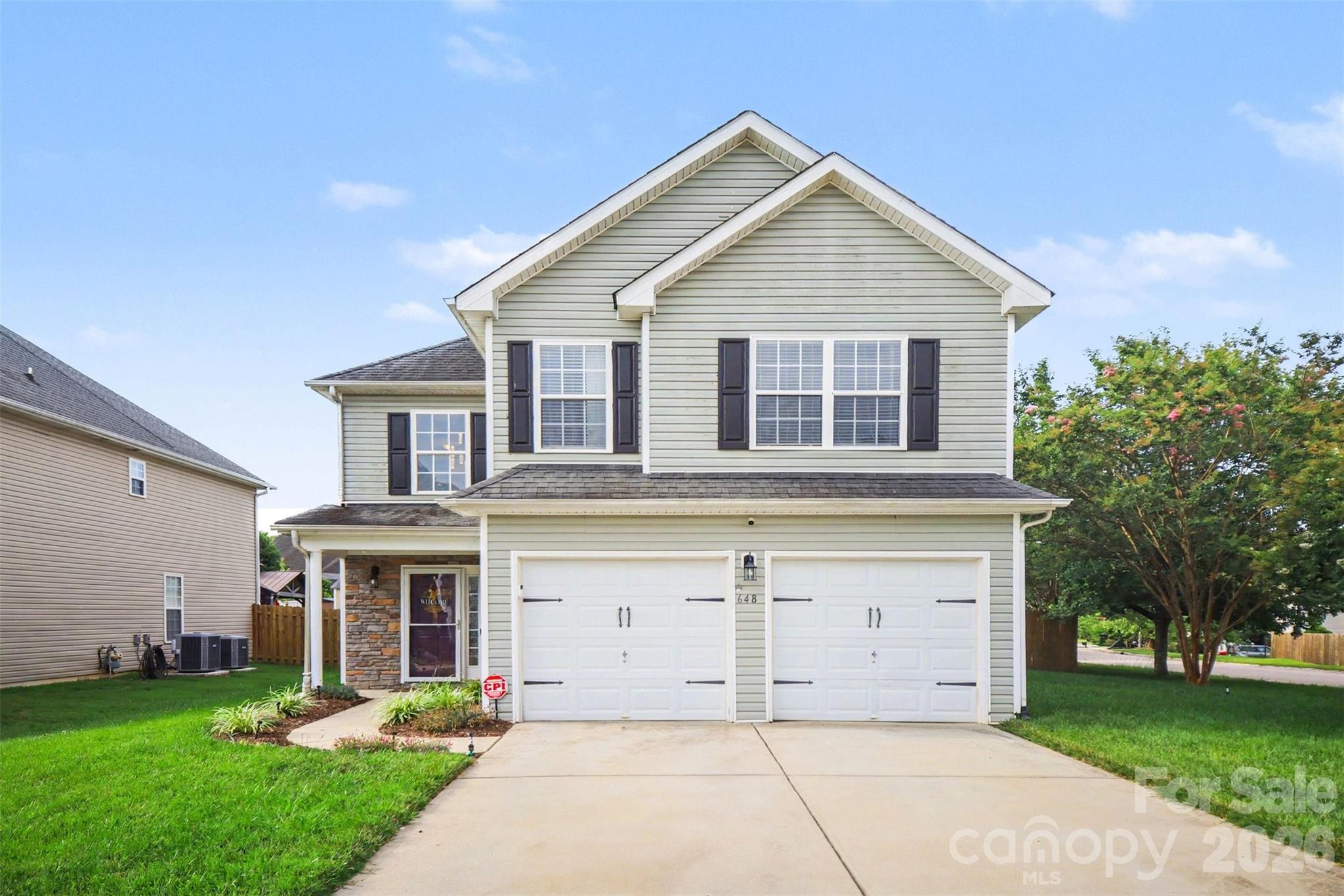 Welcome to this well-maintained 3-bedroom, 2.5-bathroom home located in the desirable Creeks Edge subdivision of Rock Hill. Situated on a spacious corner lot, this home offers added curb appeal, extra outdoor space, and a fenced backyard that is perfect for entertaining, pets, or relaxing in your own private retreat.
Inside, you'll find a thoughtfully designed floor plan with spacious rooms and an inviting layout that provides both comfort and functionality. Beautiful LVP flooring adds style and durability throughout the main living areas, while the generous living spaces make everyday living and hosting guests a breeze.This home is in good condition and presents a fantastic opportunity for buyers seeking a move-in-ready property in a convenient Rock Hill location. With its spacious corner lot, attractive interior, fenced backyard, and comfortable design, this home combines value, charm, and practicality in one desirable package. Don't miss your chance to make it yours!