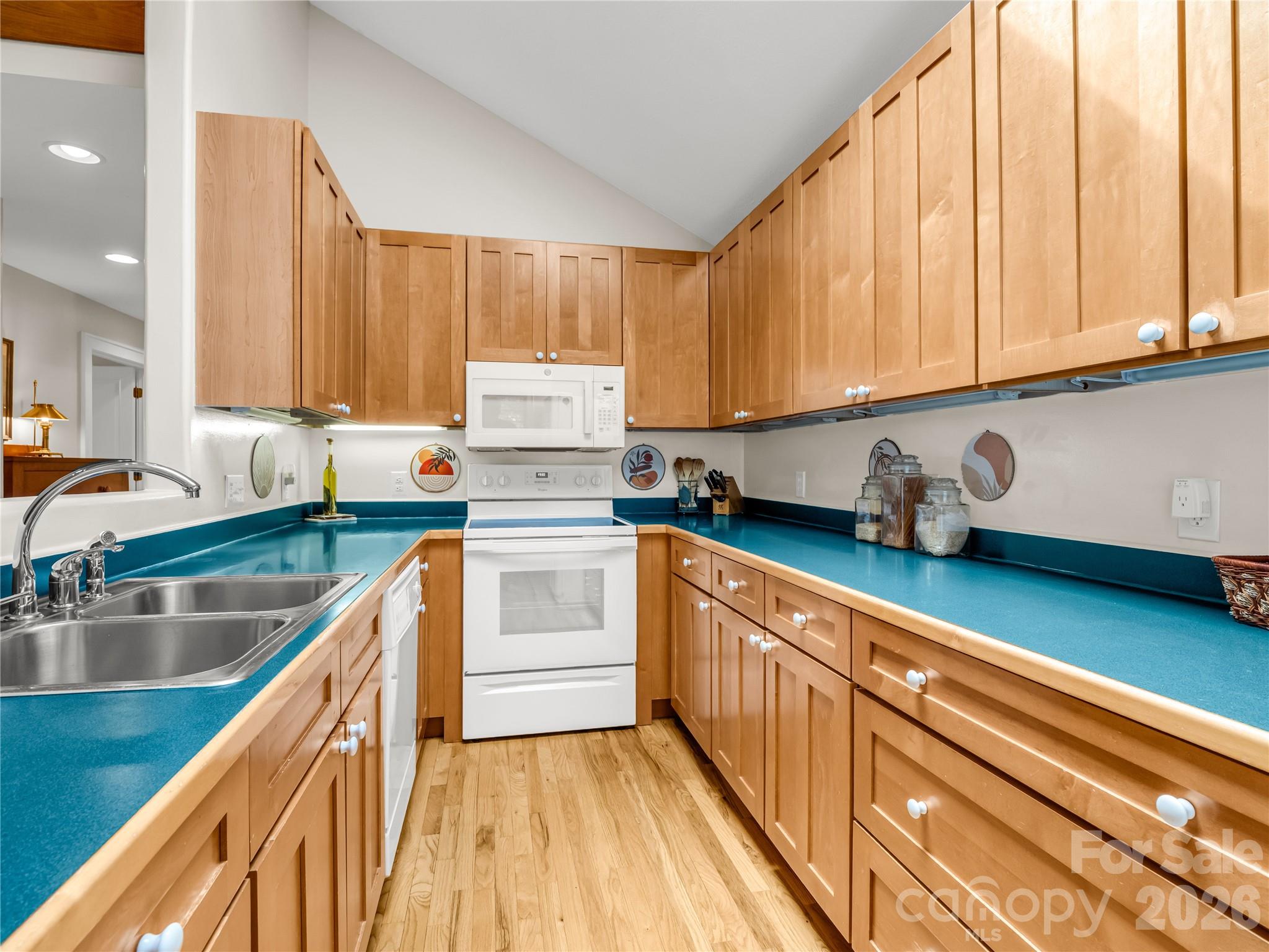Davis Mountain Views - Residential
