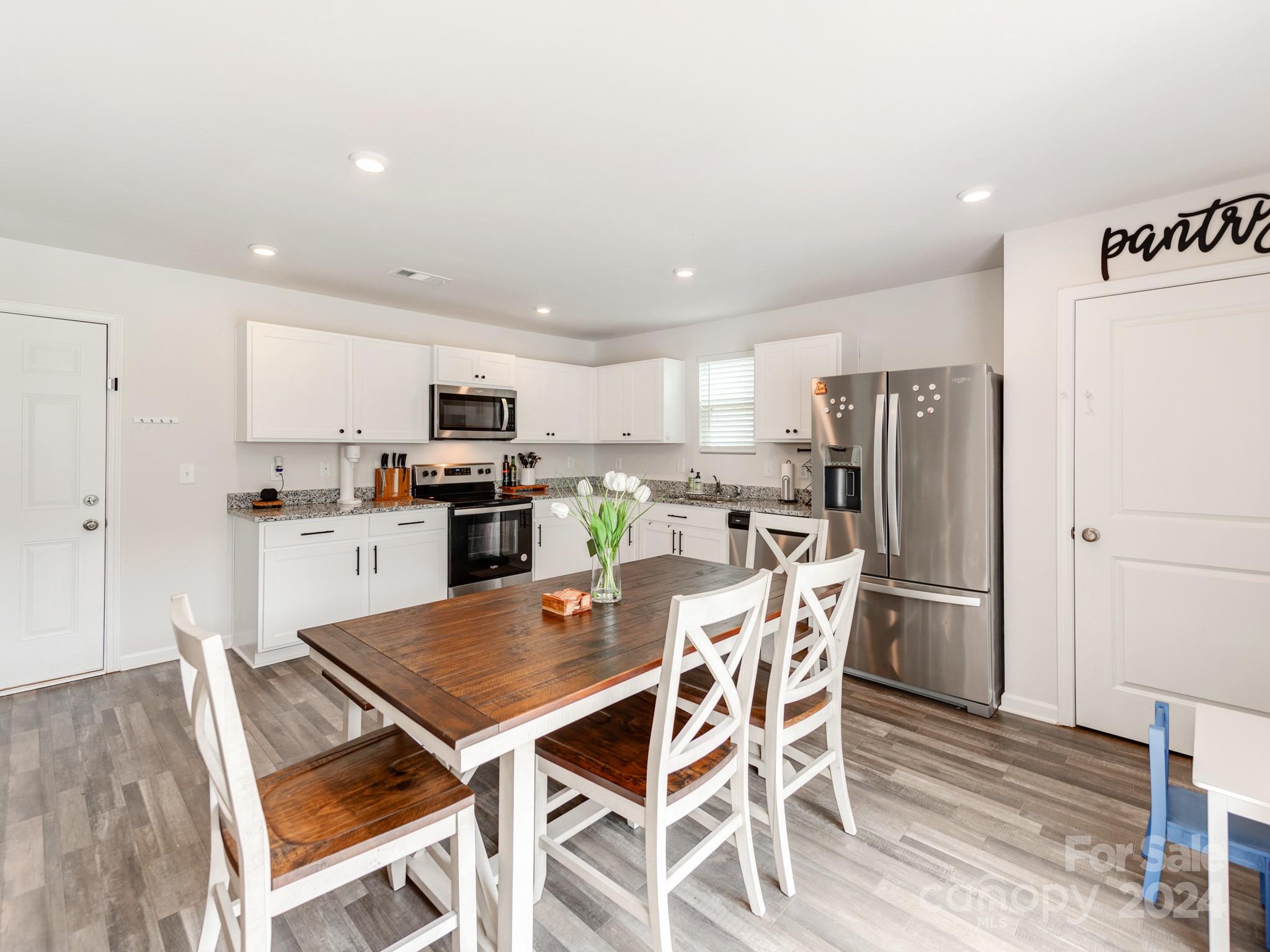 Field Crest Farm - Residential