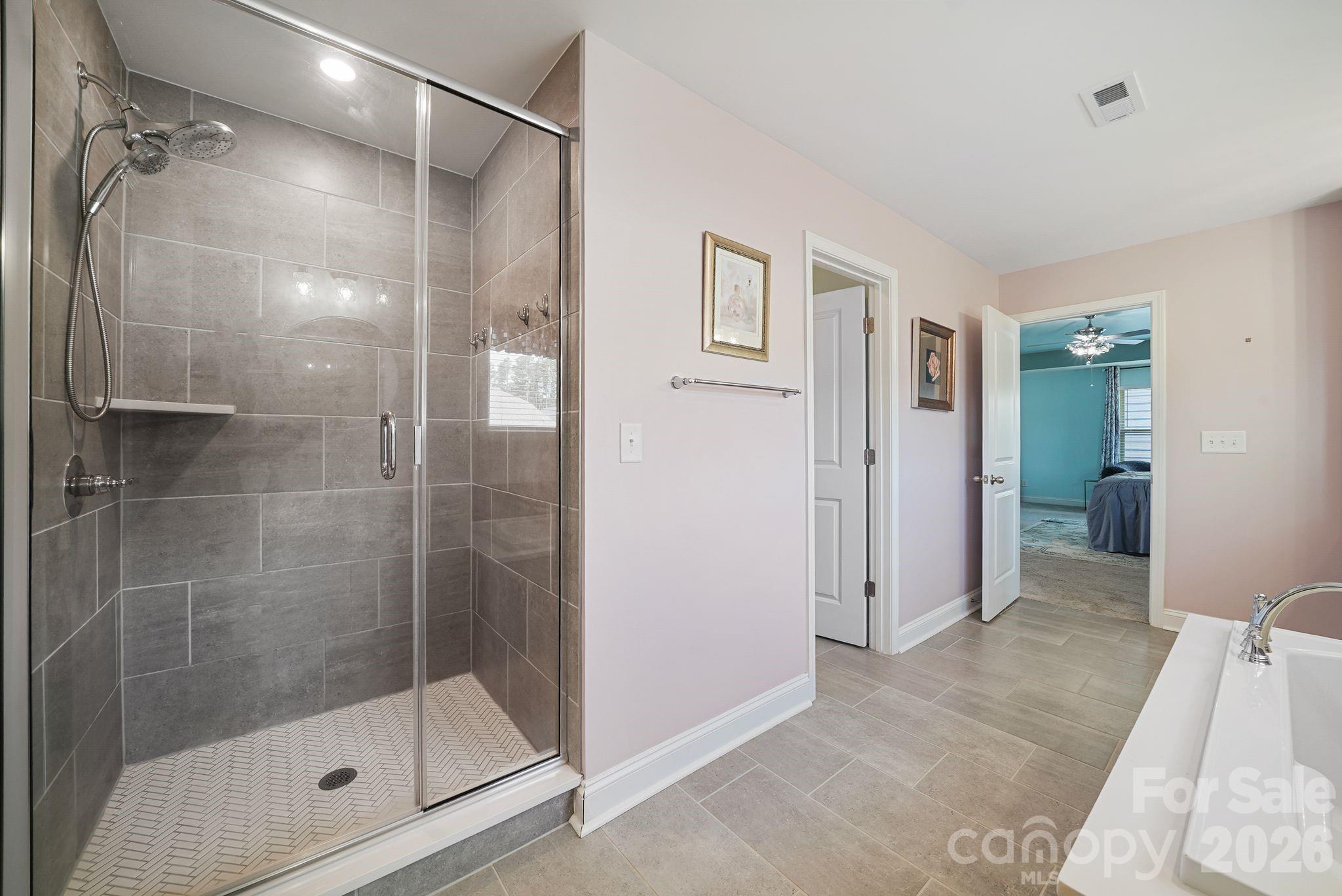 Paddlers Cove - Residential