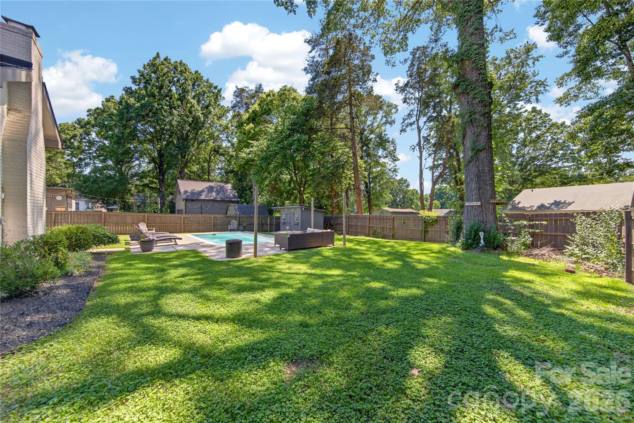 Merry Oaks - Residential