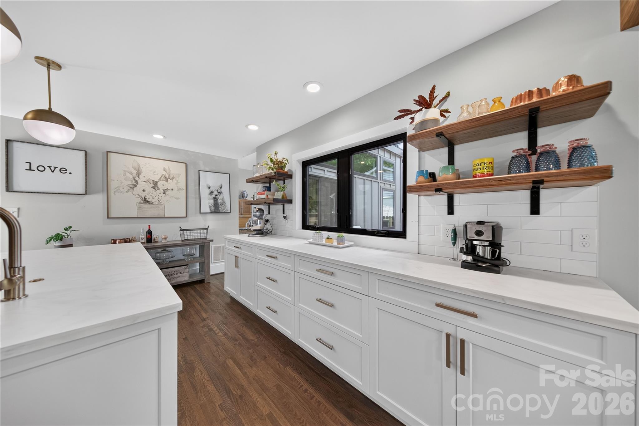 Merry Oaks - Residential