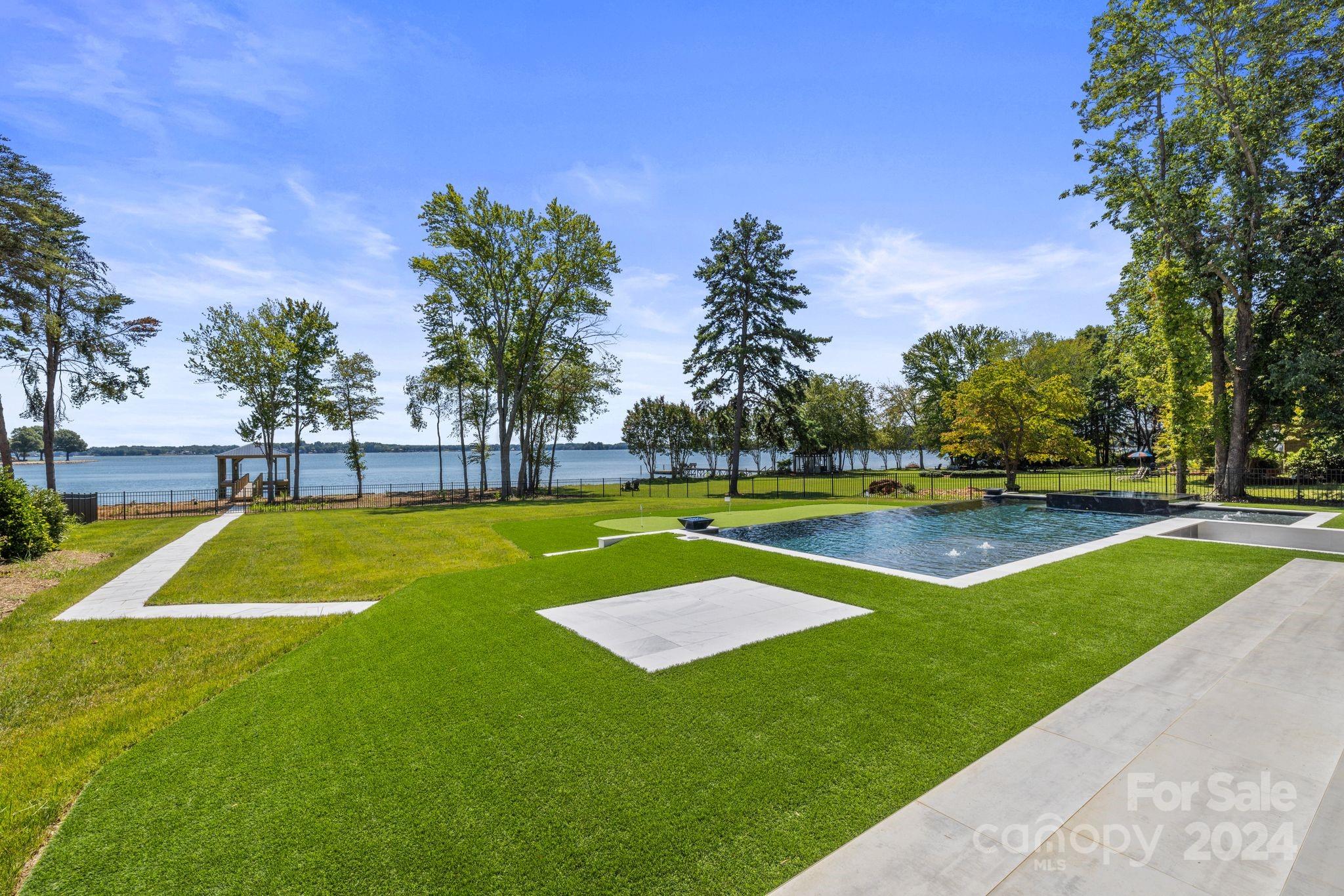 Saylors Watch - Residential