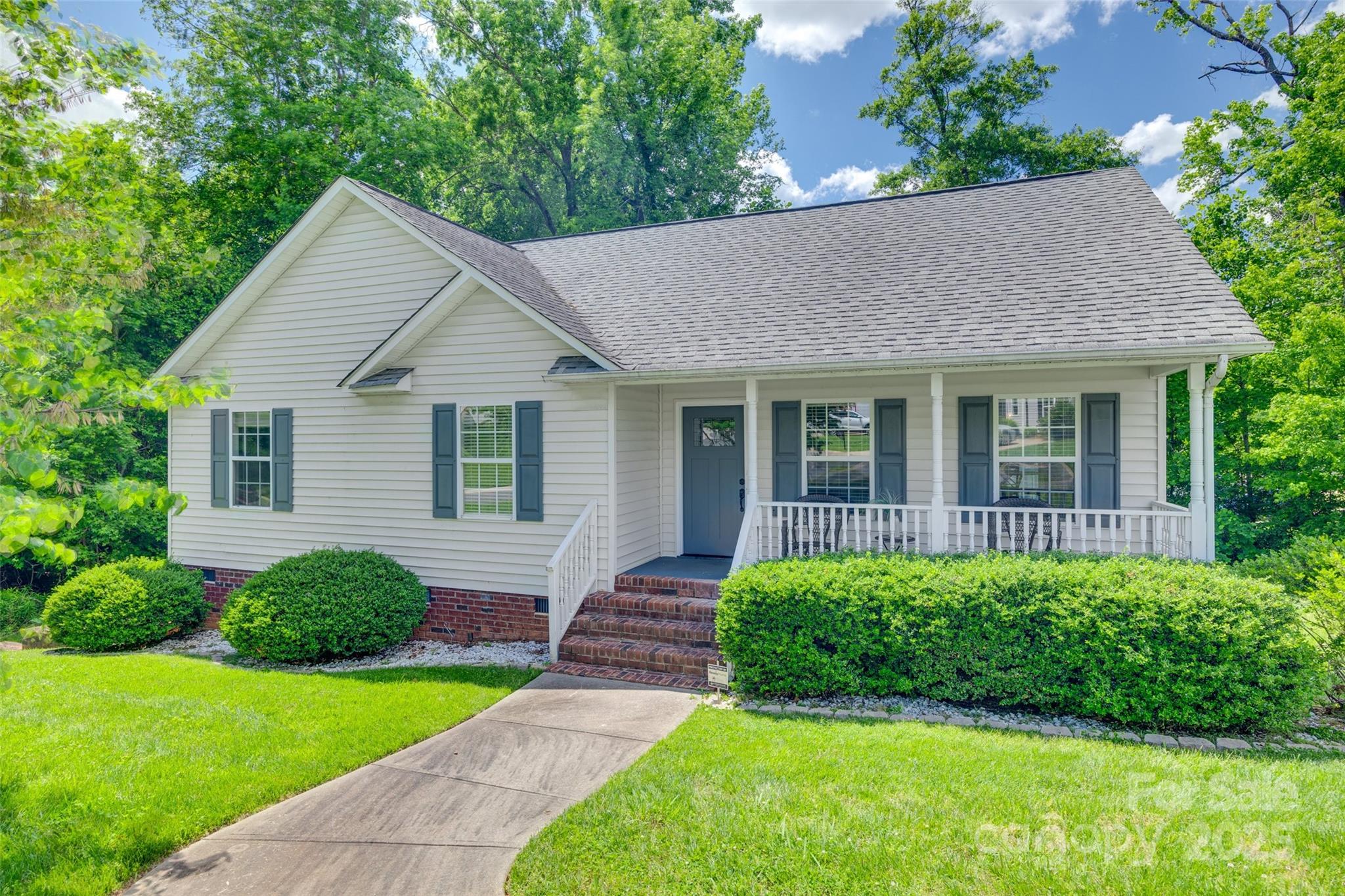 Nestled in a quiet, well-maintained community, this 3-bedroom, 2-bath home sits proudly on a manicured corner lot—offering curb appeal and space to spread out. Inside, you'll find cathedral ceilings that create an airy, open feel throughout the main living areas. Enjoy the best of both worlds: peace and privacy at home, with unbeatable convenience just minutes away from shopping, dining, and top-rated Fort Mill schools. Whether you're commuting, grabbing a bite, or enjoying the area's charm, everything is right at your fingertips. Don't miss the opportunity to live in one of Fort Mill's most desirable locations!