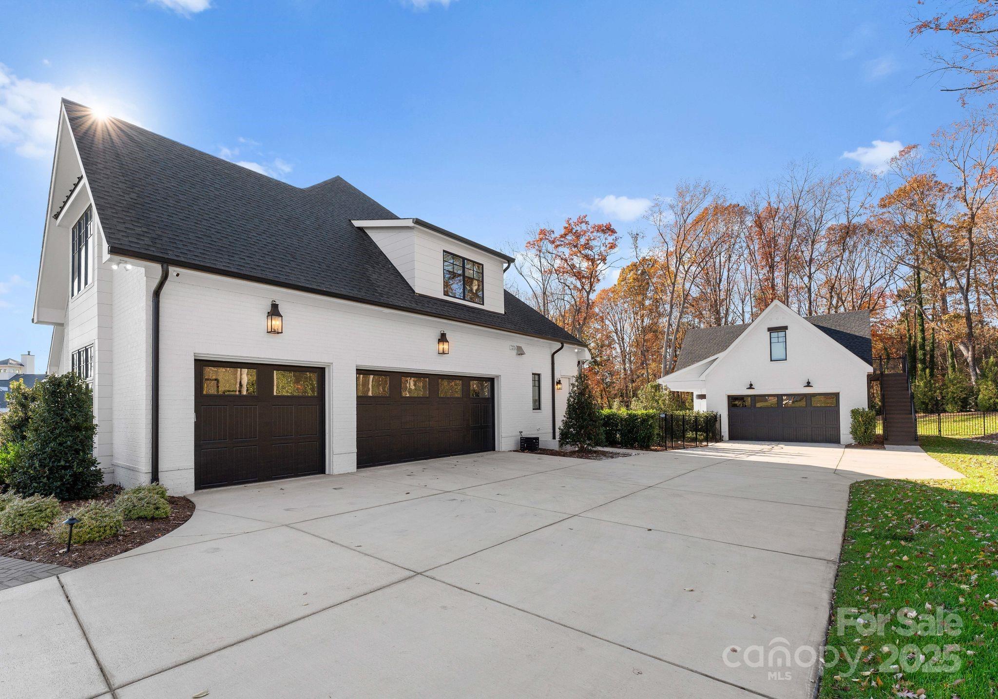 Saylors Watch - Residential
