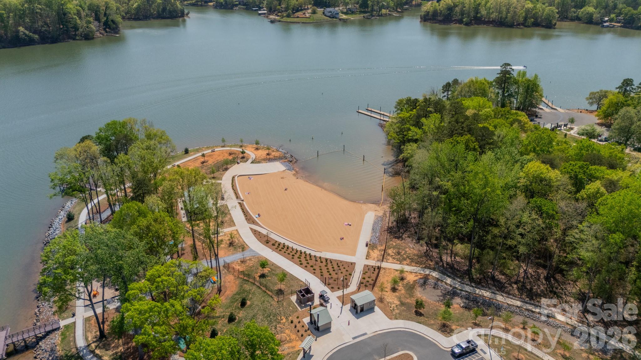 River Lakes - Residential