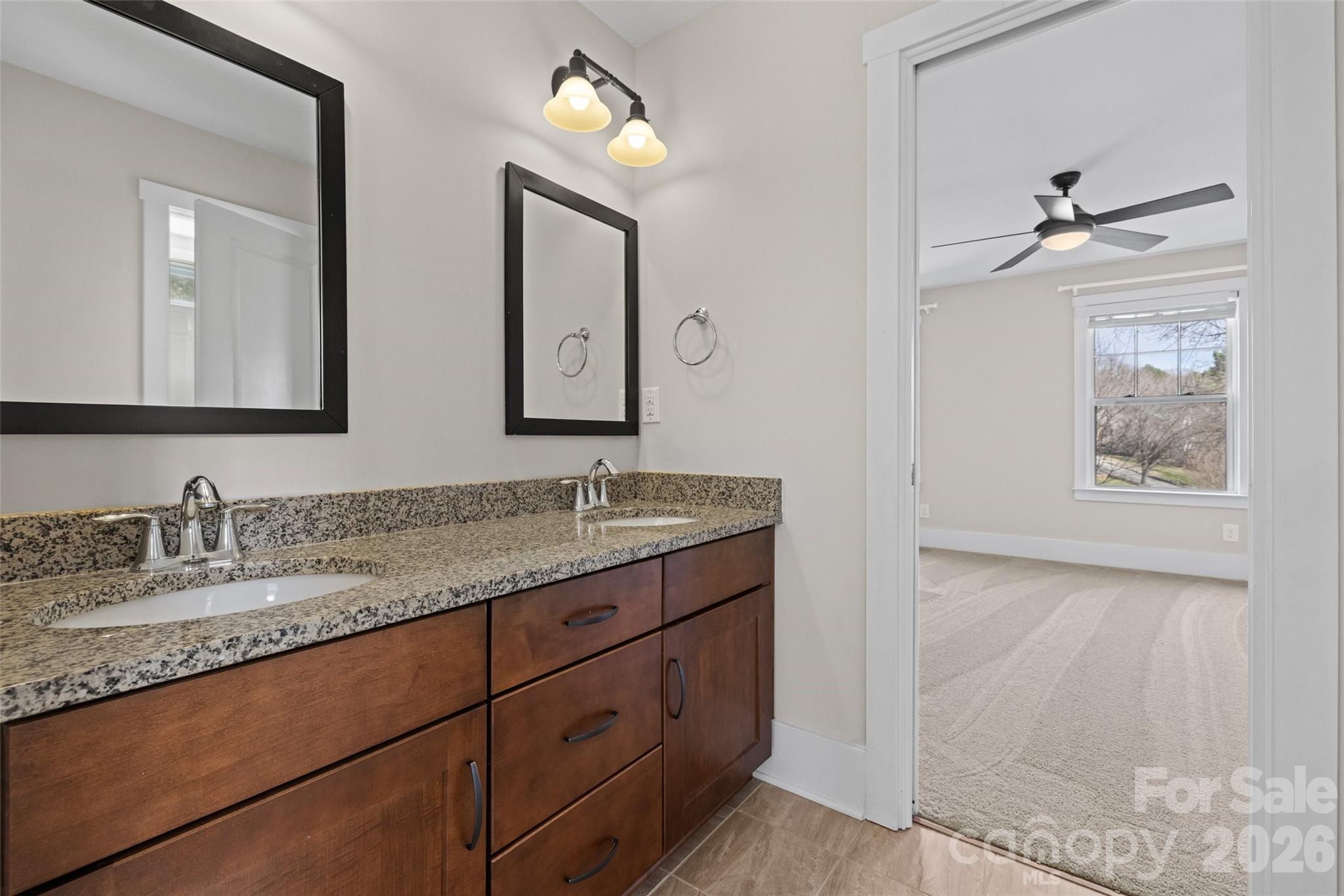 Tega Cay - Residential