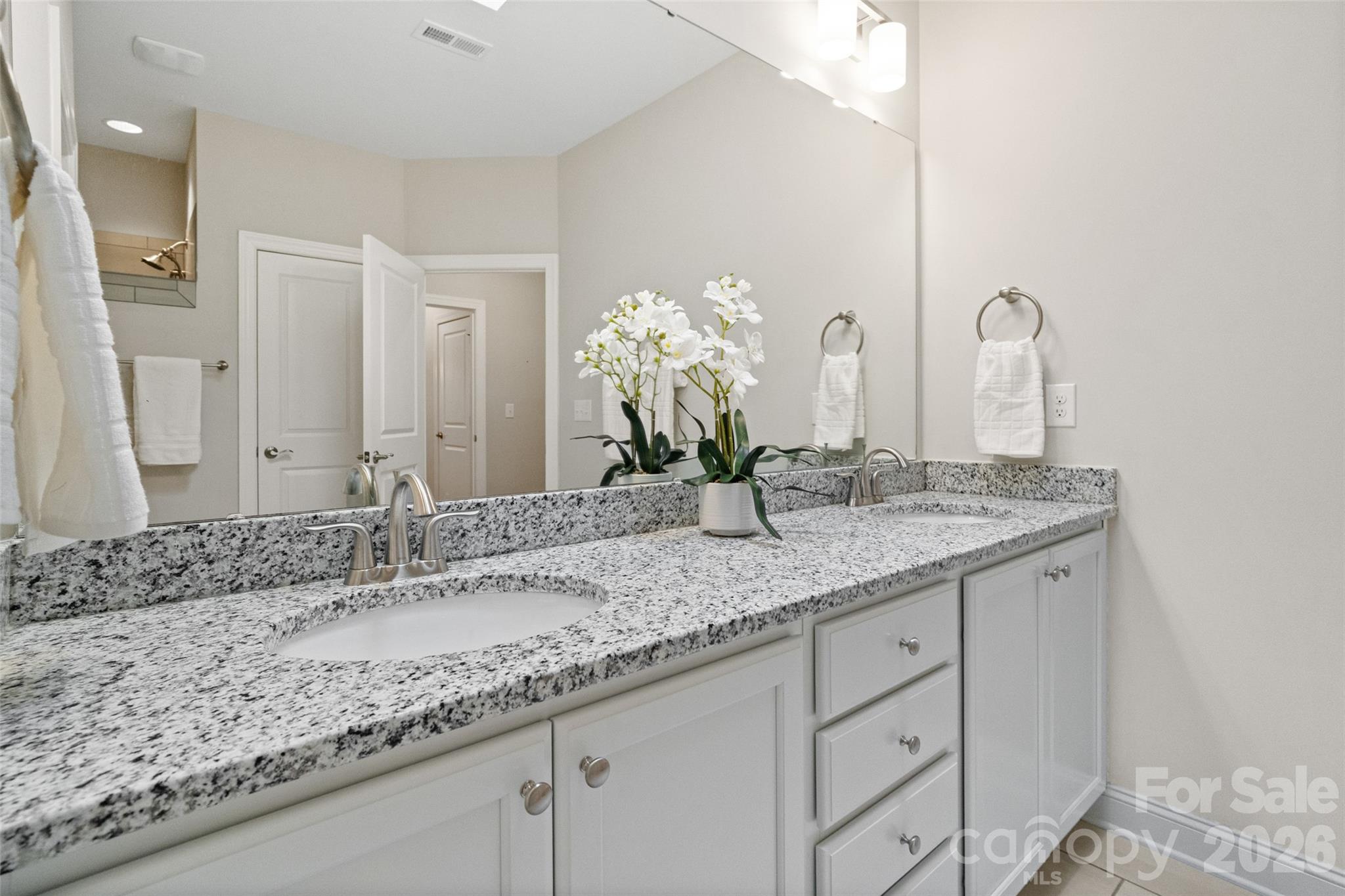 The Courtyards At Wesley Chapel - Residential