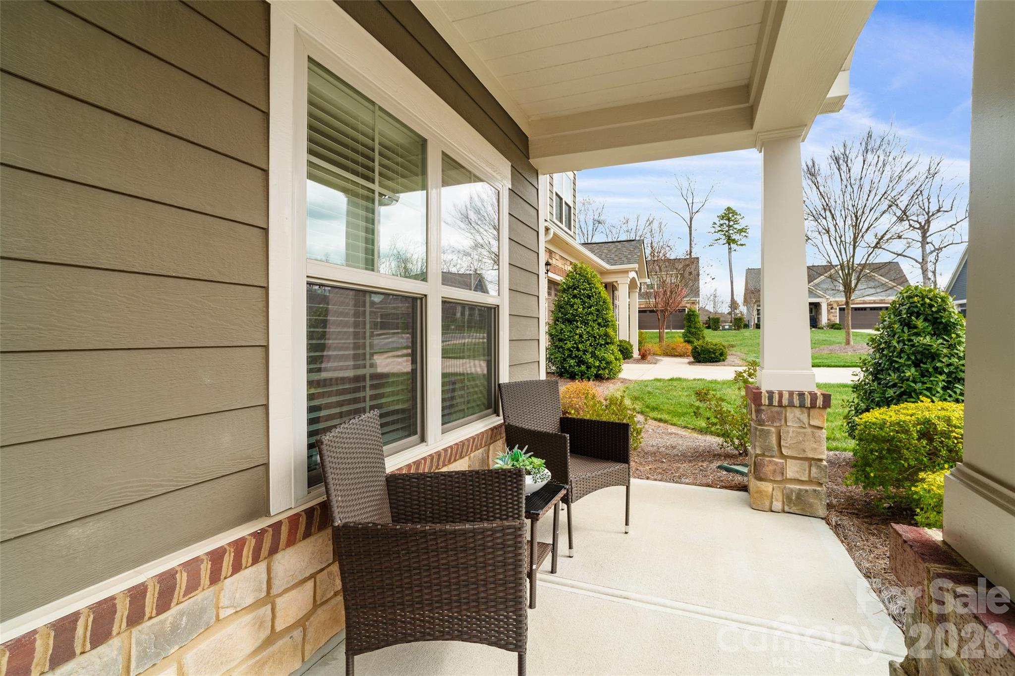 The Courtyards At Wesley Chapel - Residential