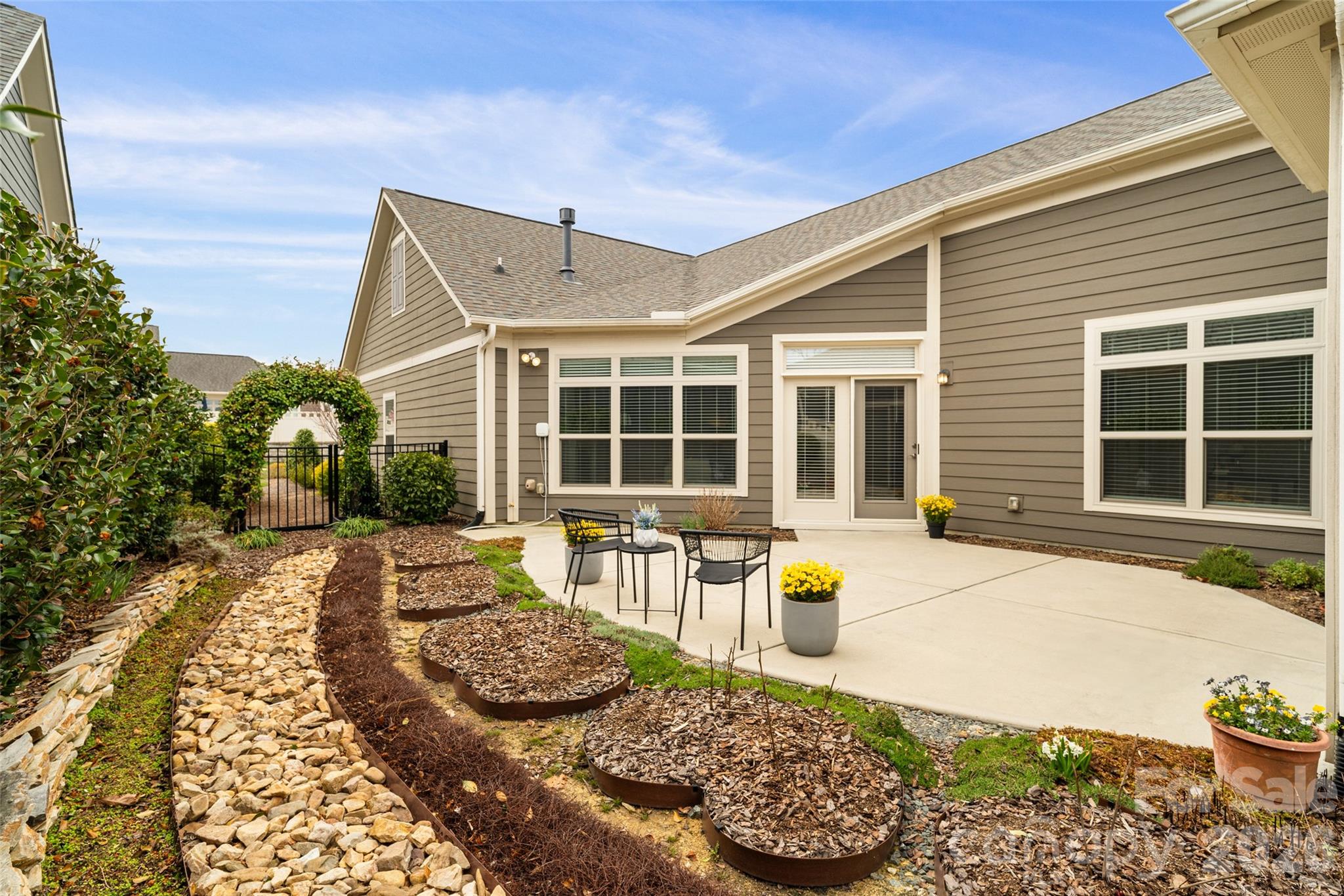 The Courtyards At Wesley Chapel - Residential