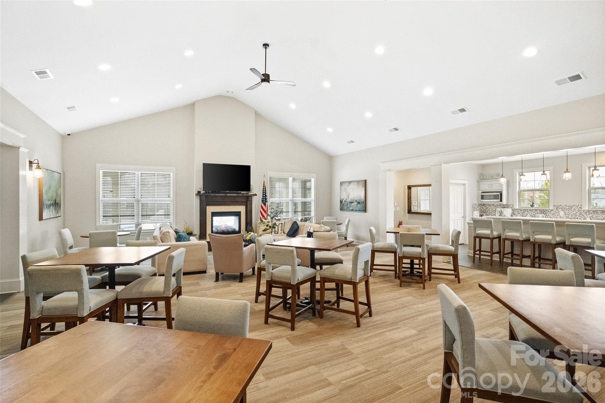The Courtyards At Wesley Chapel - Residential