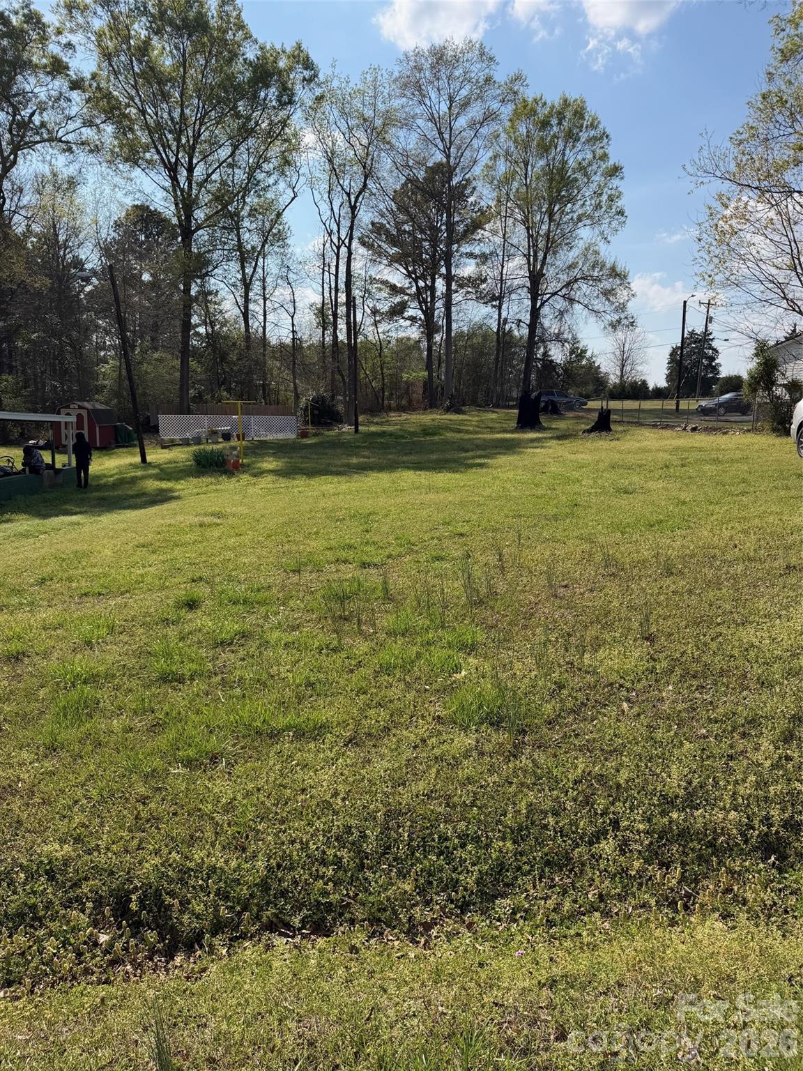 This is a piece of land offering a clean canvas to build your dream home. Plenty of space and endless potential to bring your vision to life.