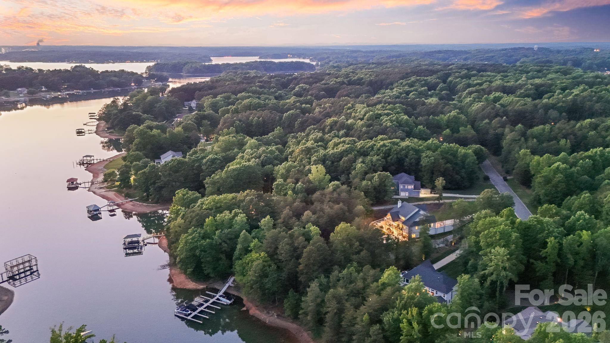 Shavenders Bluff - Residential