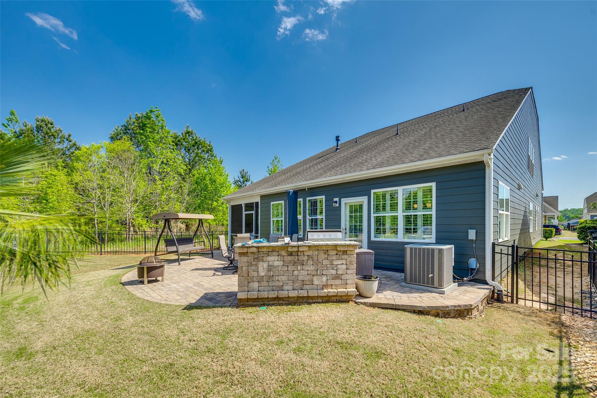 Summerhouse at Paddlers Cove - Residential