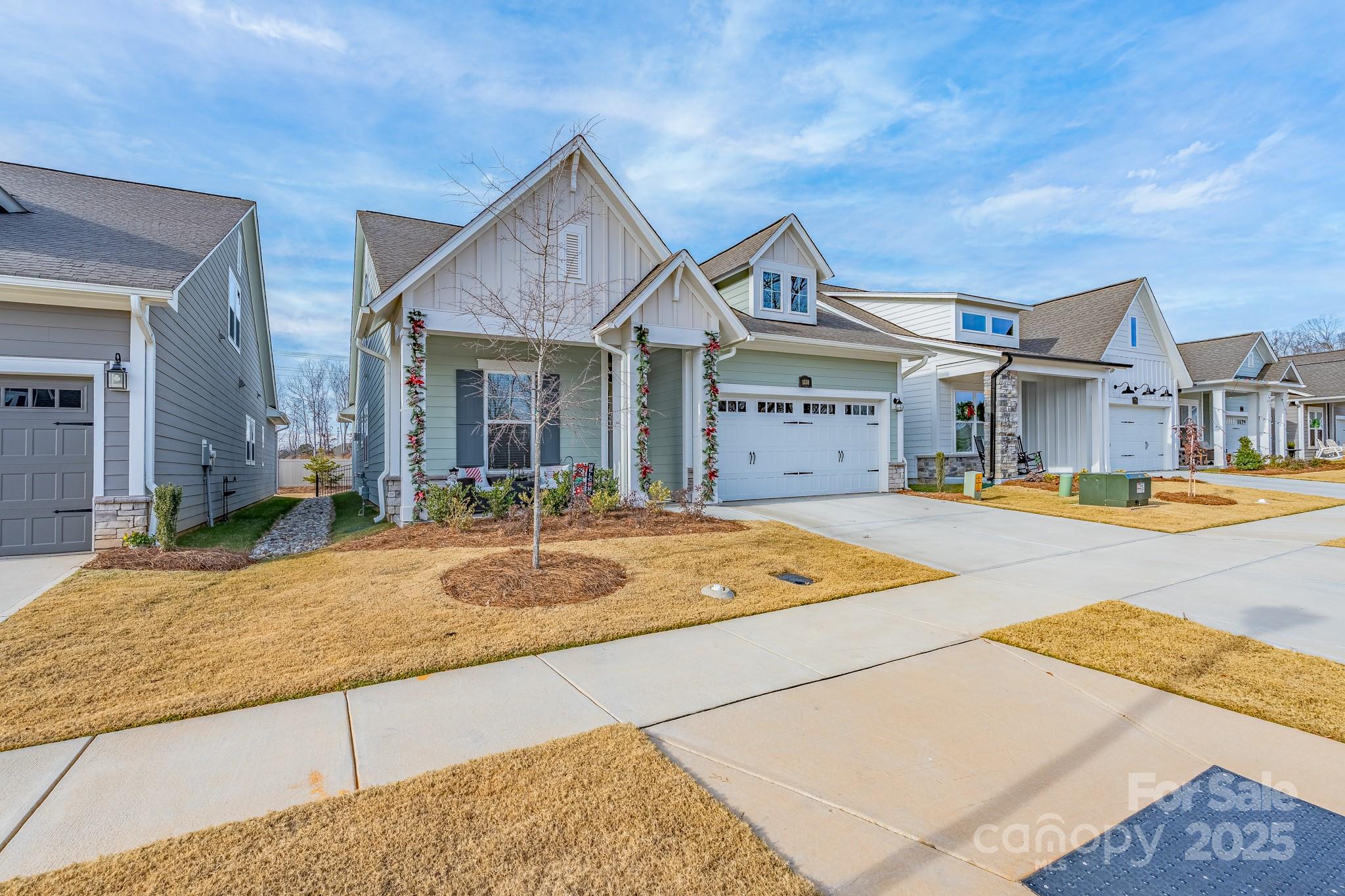 Encore at Streamside - Residential