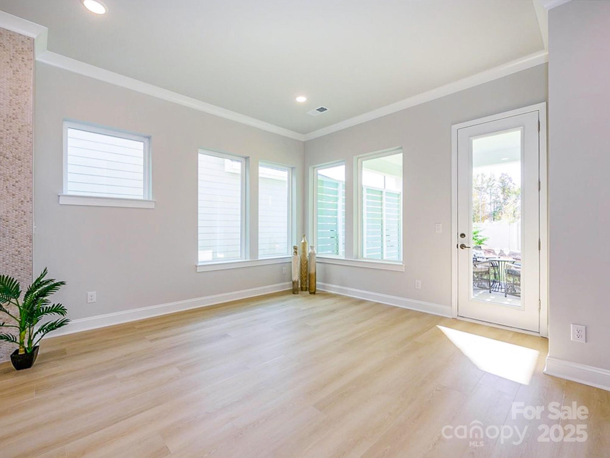 Encore at Streamside - Residential