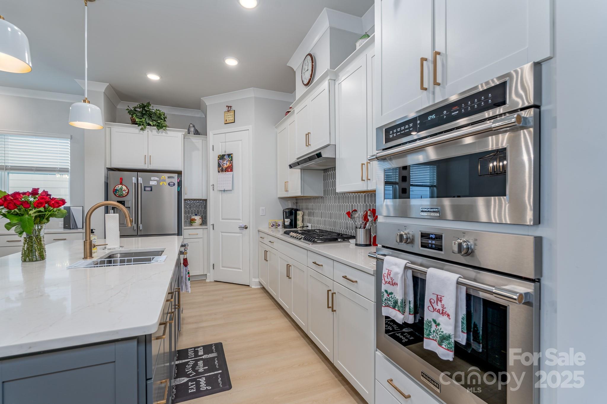 Encore at Streamside - Residential