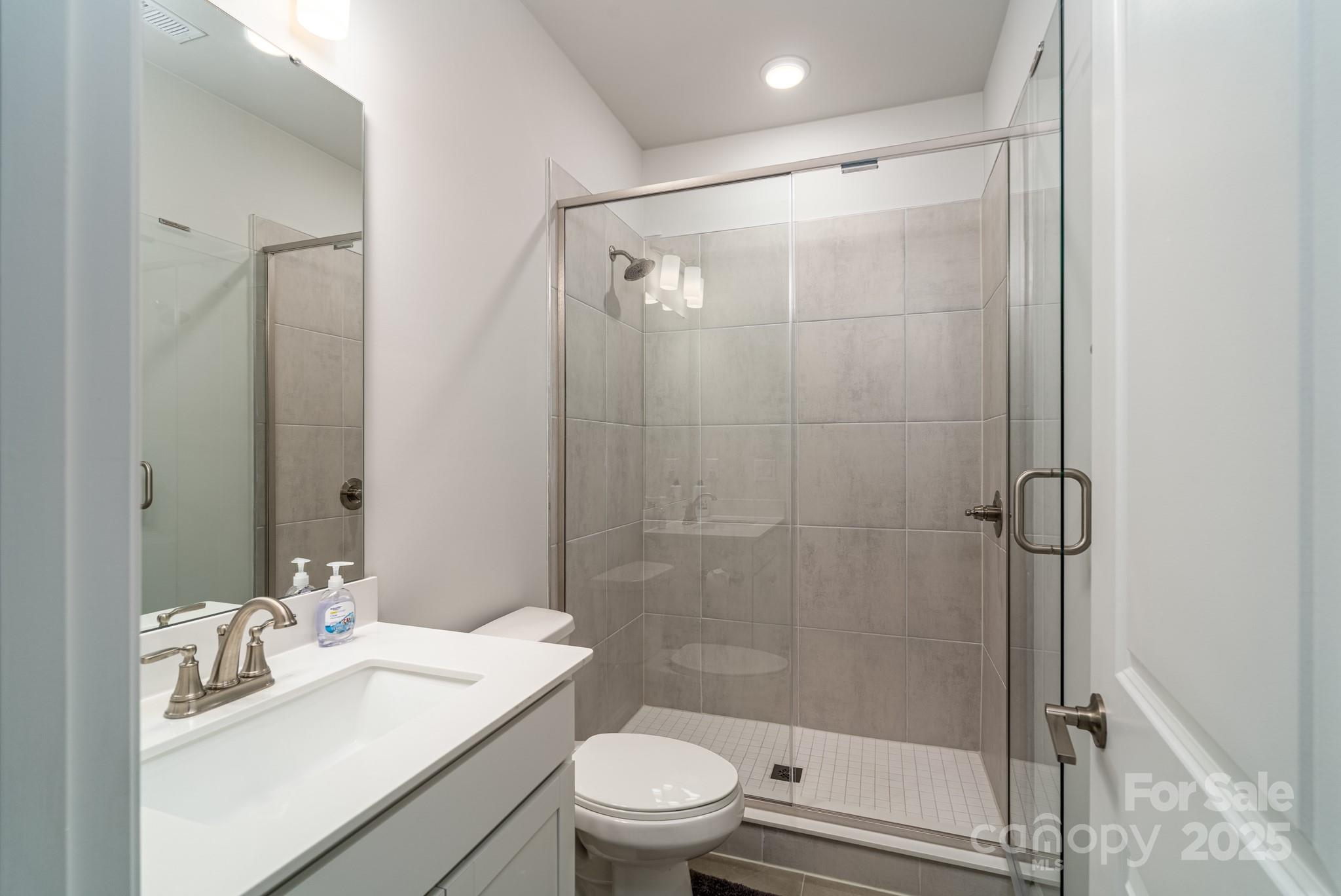 Encore at Streamside - Residential