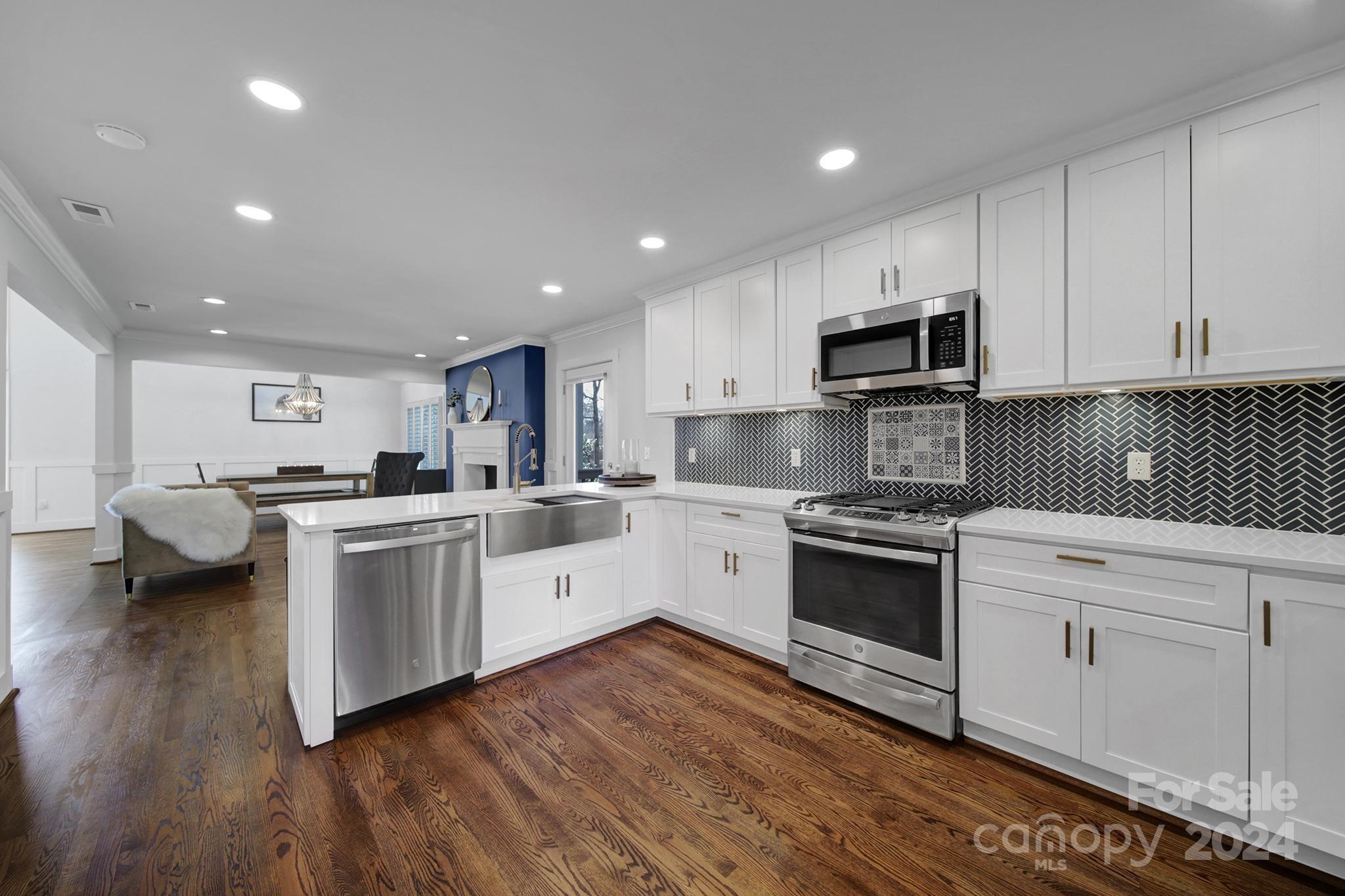 River Hills - Residential
