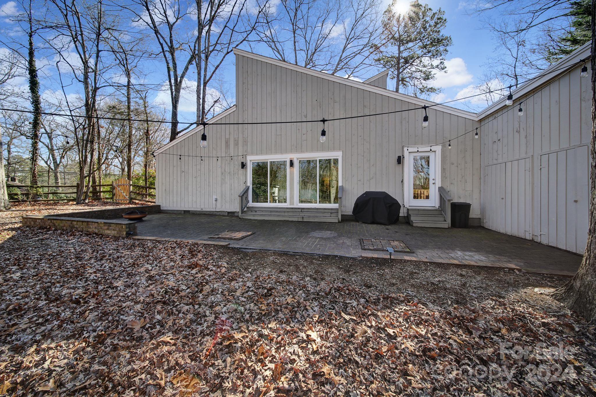 River Hills - Residential