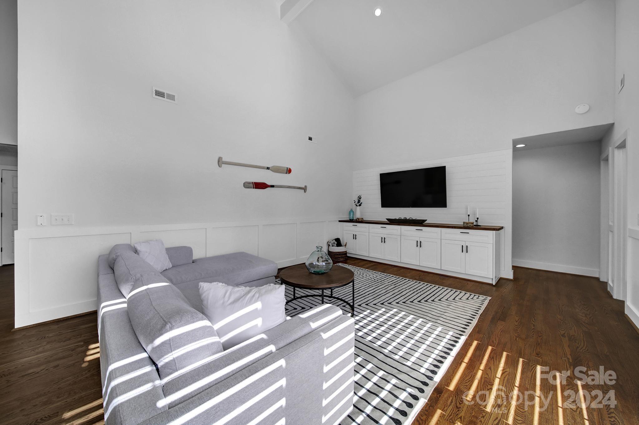 River Hills - Residential