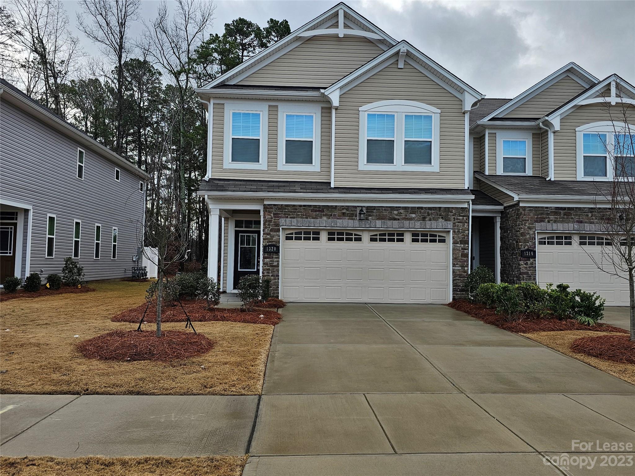 Pristine End Unit Townhome in beautiful Galloway Park Community.  Central to shopping, dining, and highway.  Less than 2 yrs new.  This 3 bedroom, 2.5 bath home is spacious with over 1900 sq ft.  Owner's suite features huge primary bathroom with tiled shower, separate garden tub, and large walk-in closet.  Spacious floorplan offers lots of storage.  Large laundry room on the upper level with sink. Lawn maintenance included.  Bring your client's and make this their new home!