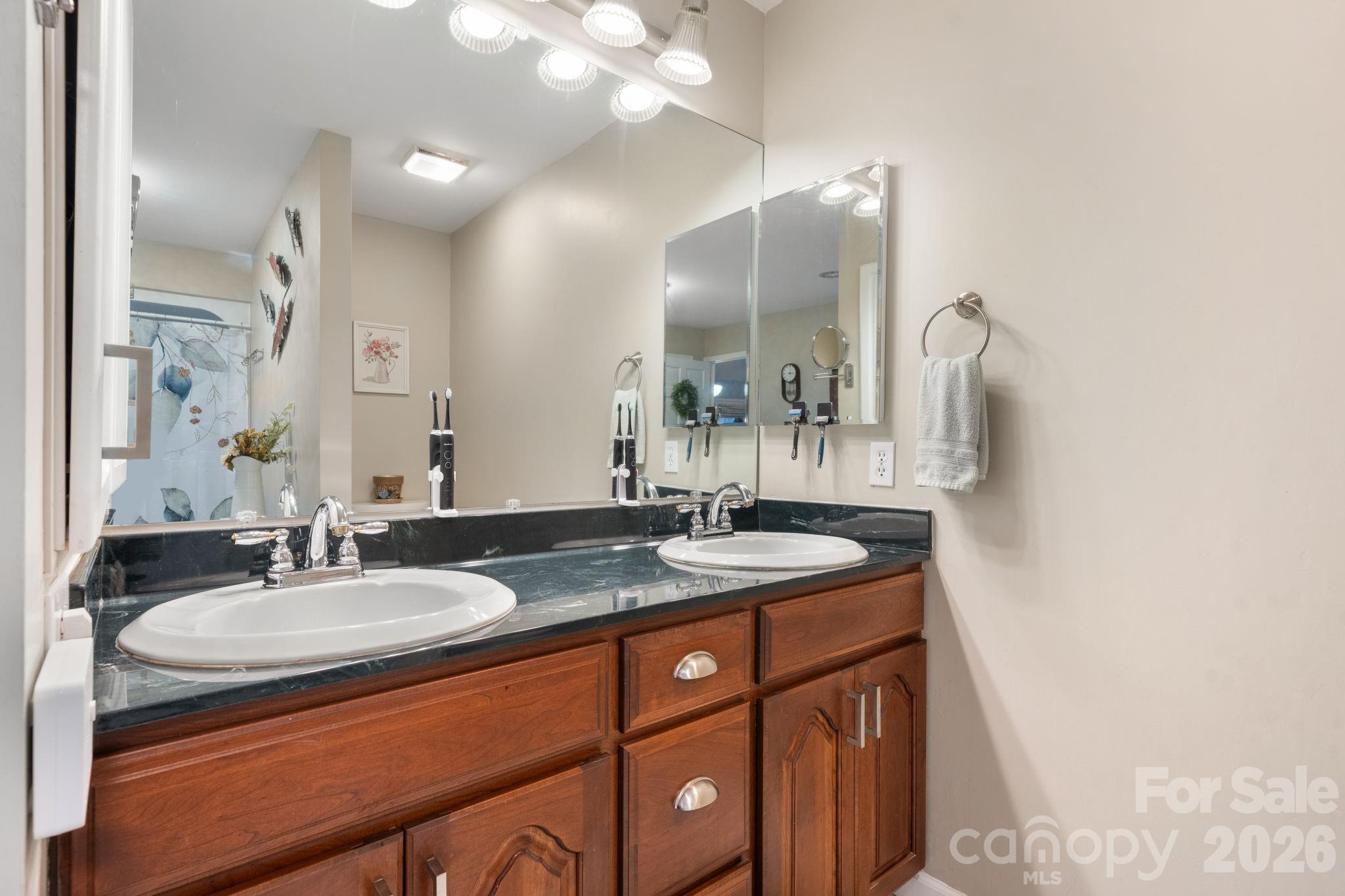 Pine Mountain Lakes - Residential