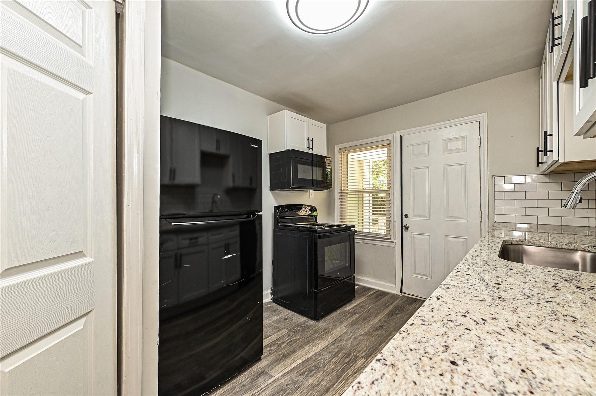 Plaza Heights - Residential Lease