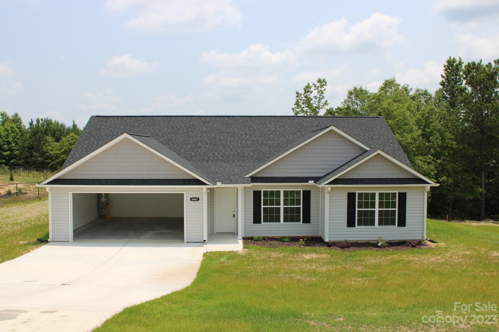 Here's a 4 bedroom home in the Hunters Ridge neighborhood that is highly sought after so don't miss out on this gorgeous home with an oversized garage and patio.  Upgrades to include granite counter tops and stainless steel appliances.  Buy now to select your flooring!