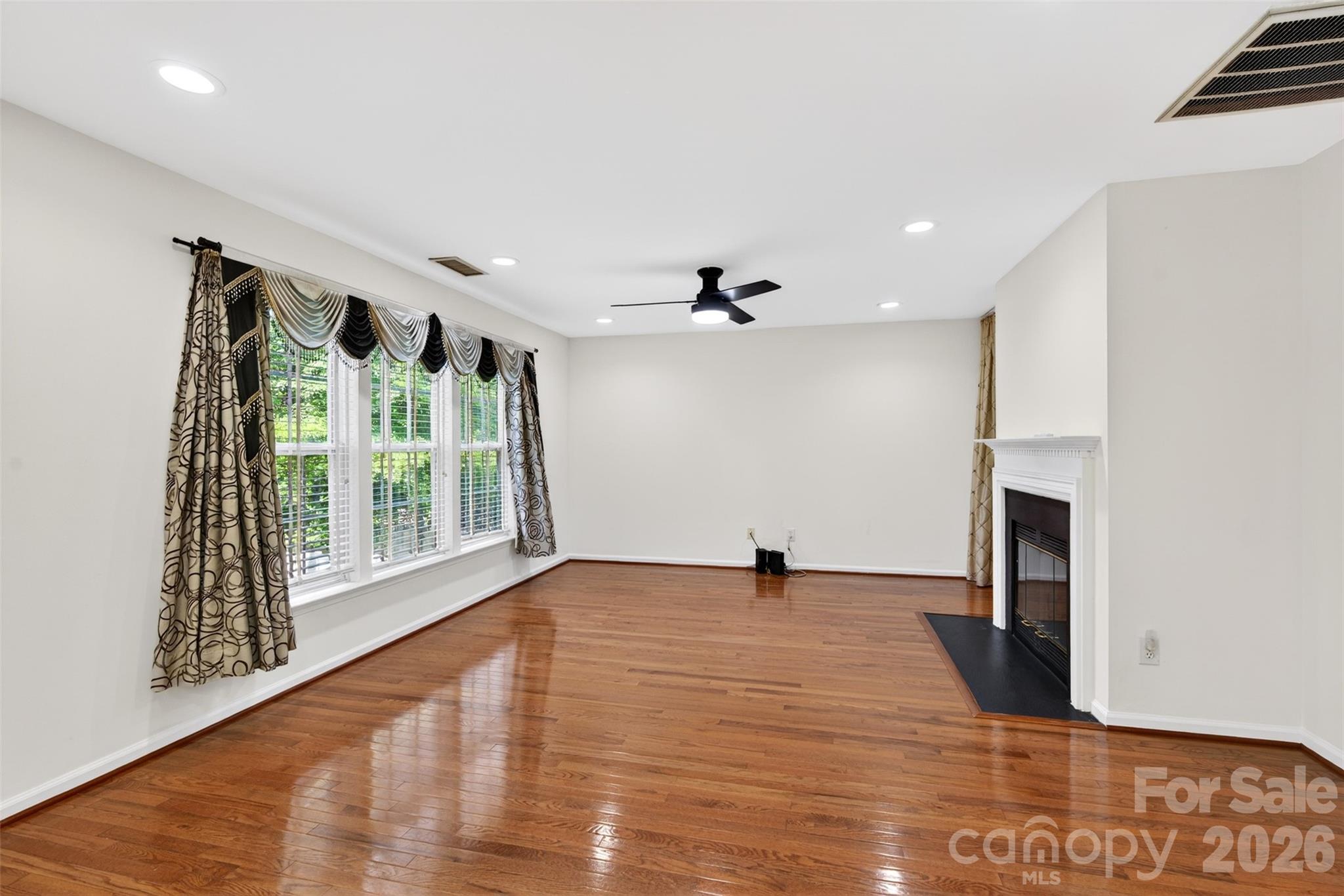 Deercreek - Residential