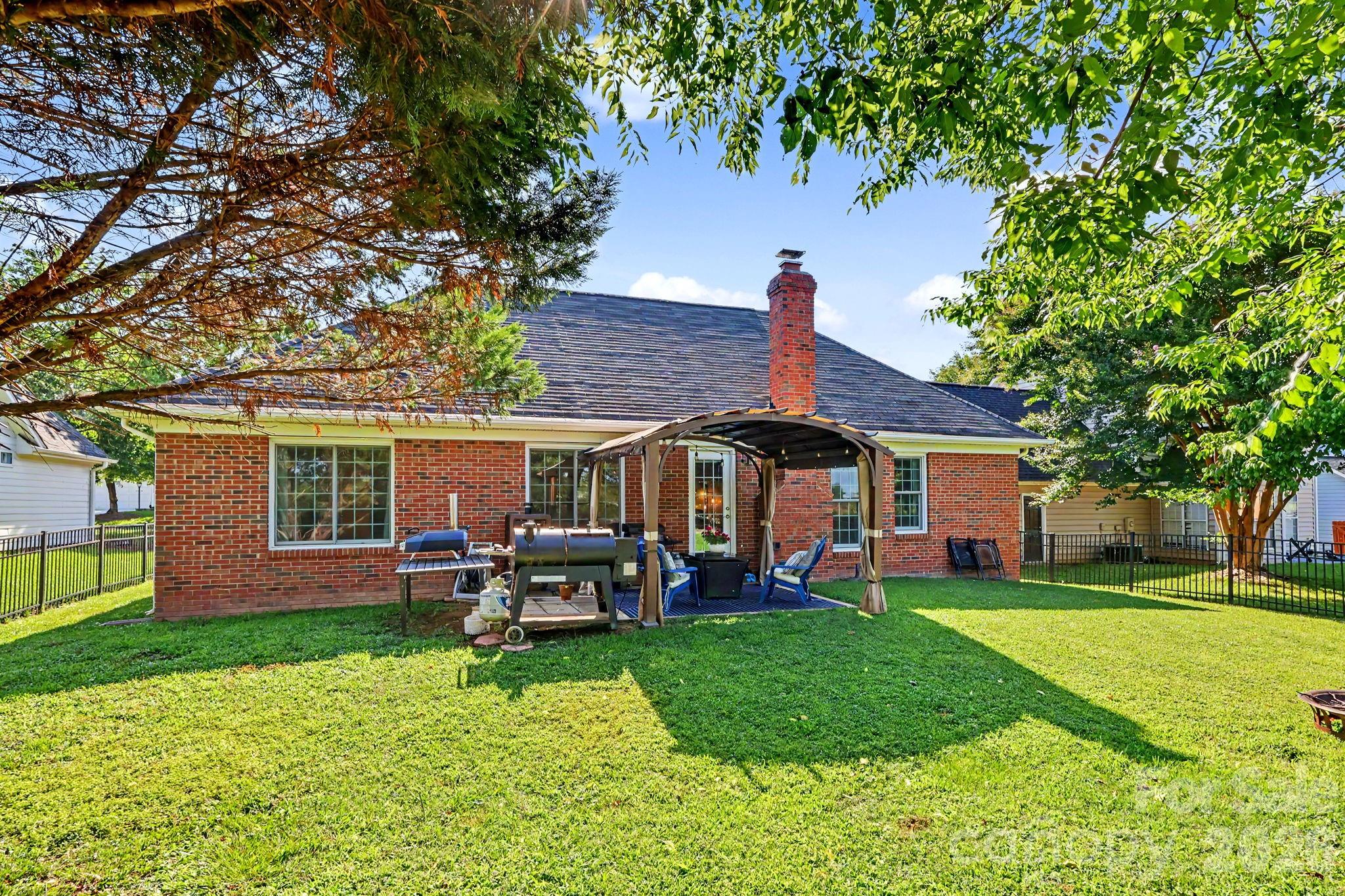 Brookstone Village - Residential